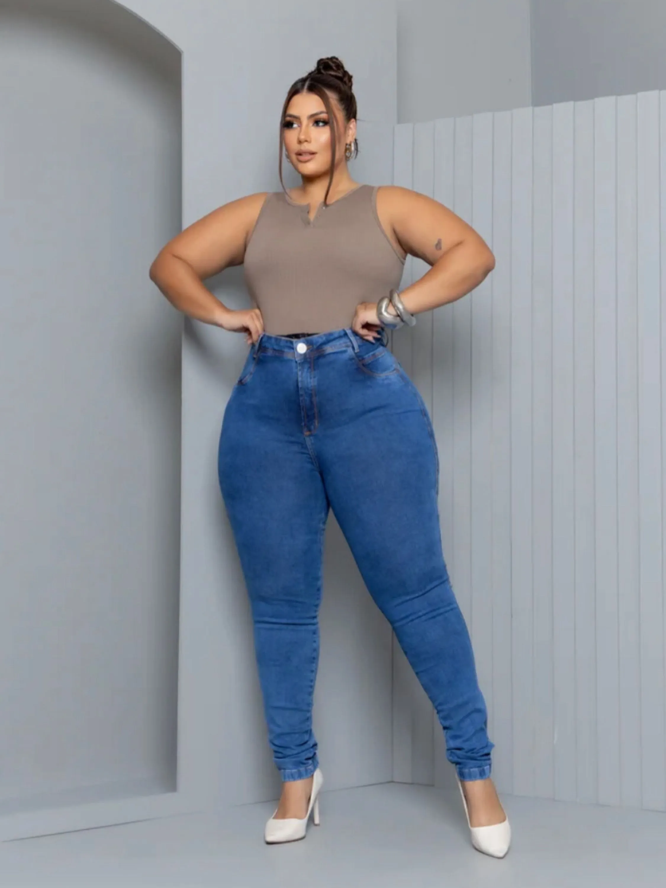 Calça jeans skinny Plus size cintura alta linha premium