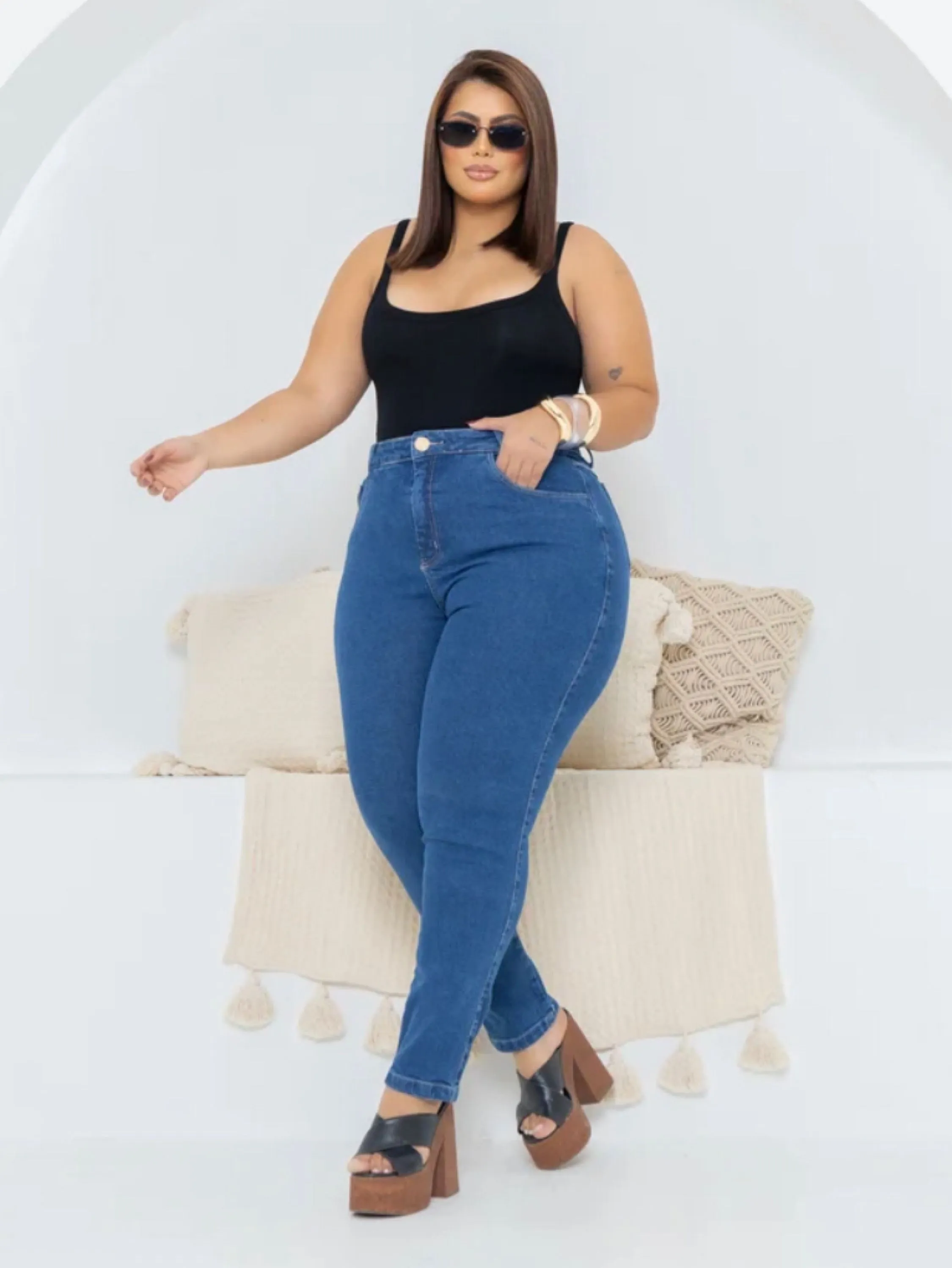 Calça jeans Mon Plus cintura alta premium