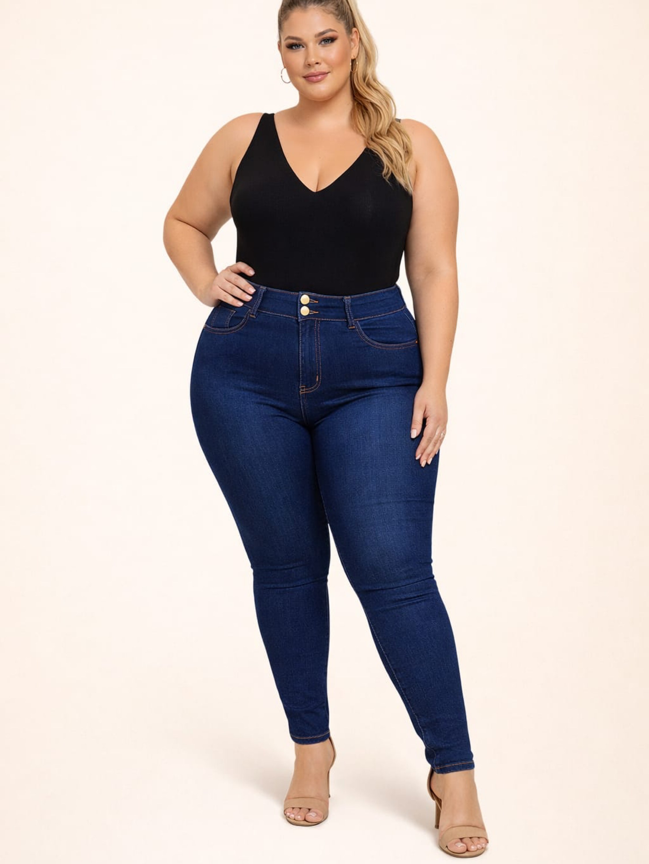 Calça skinny Plus size cintura alta com elastano