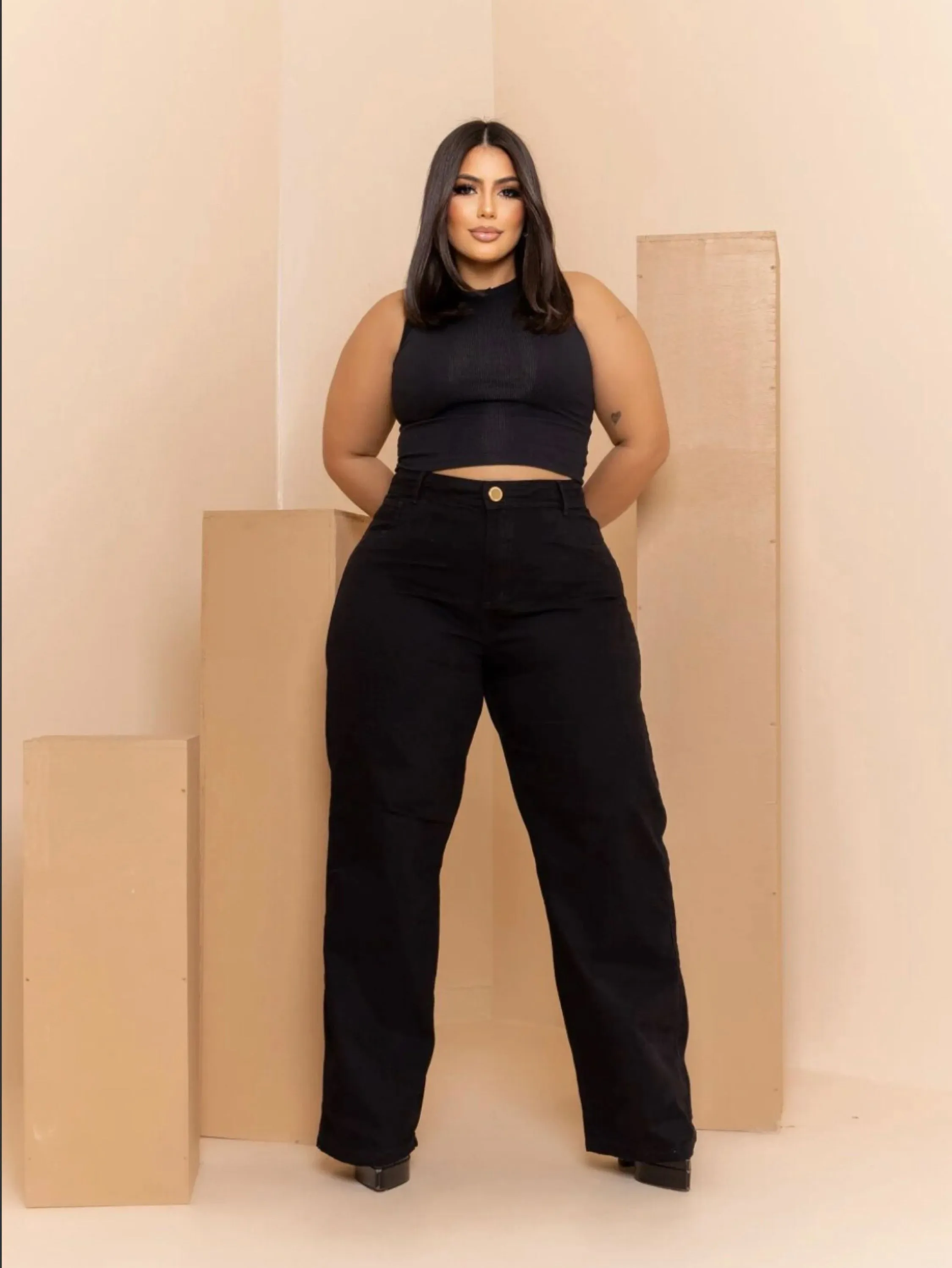 Calça Wide leg jeans preta 100% algodão  cintura alta linha premium
