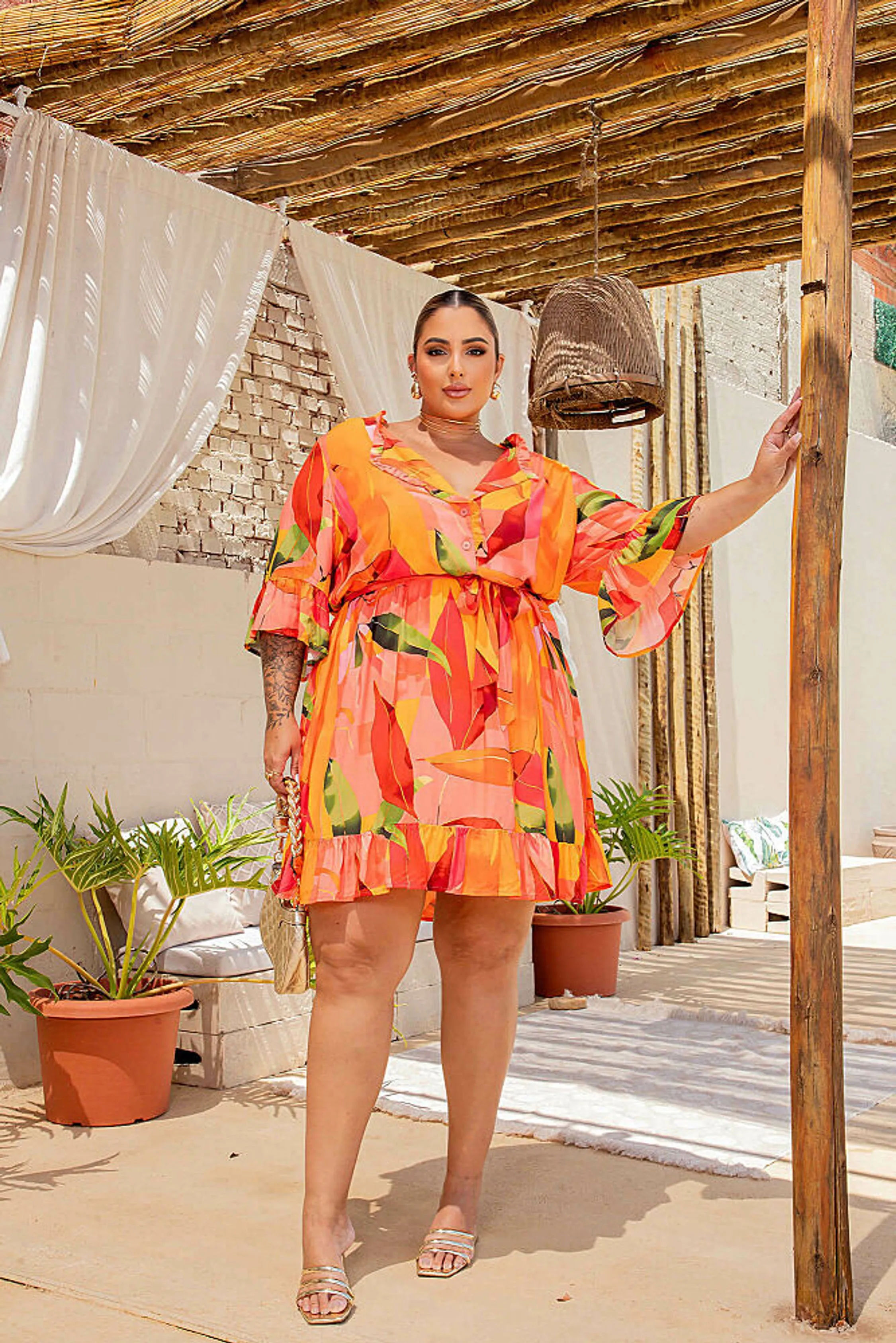 VESTIDO BABADO GOLA FLORAL