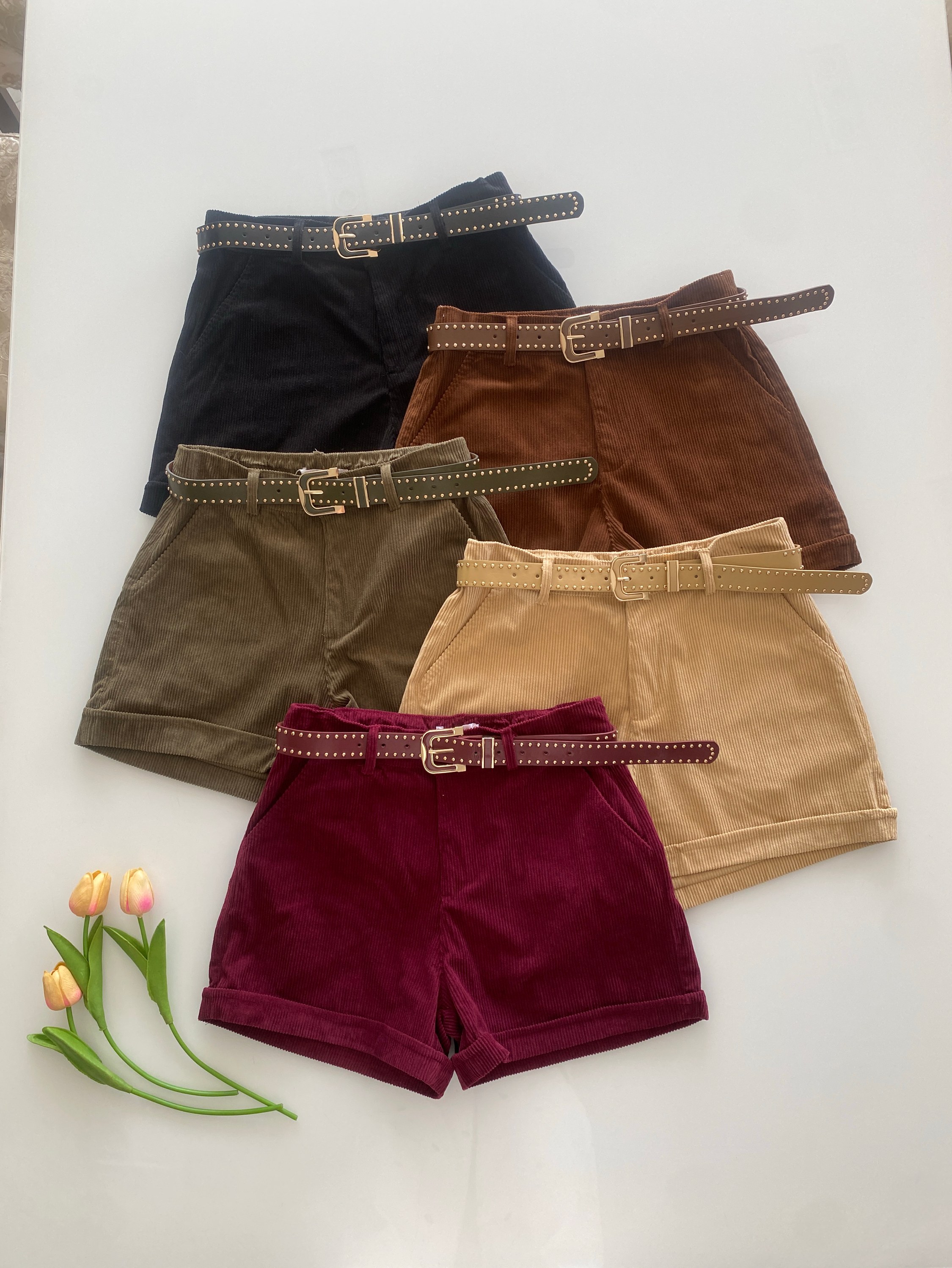 Short Veluto cotelê elastano com cinto Isabella moda