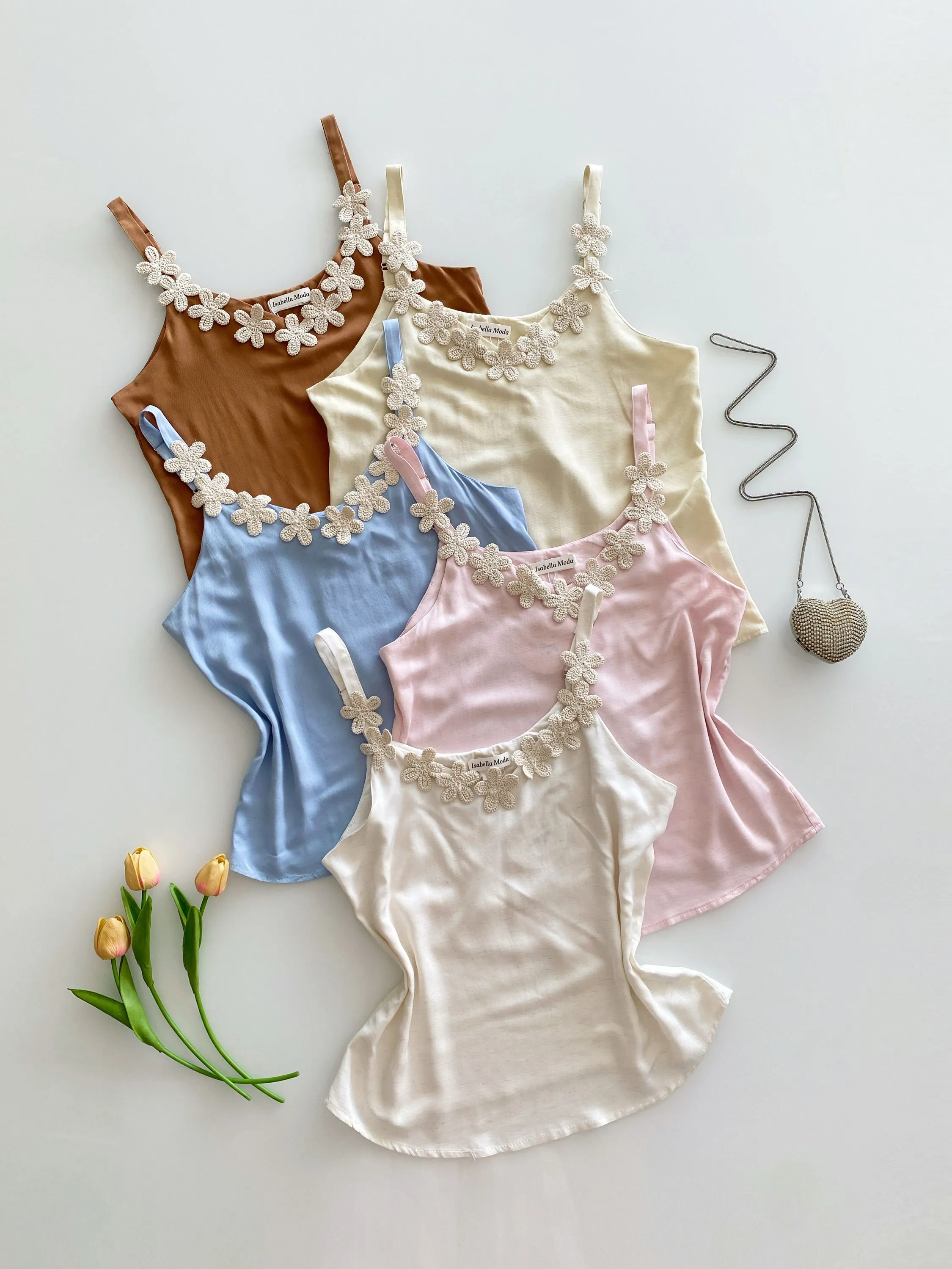 Regata linho com flor Isabella moda