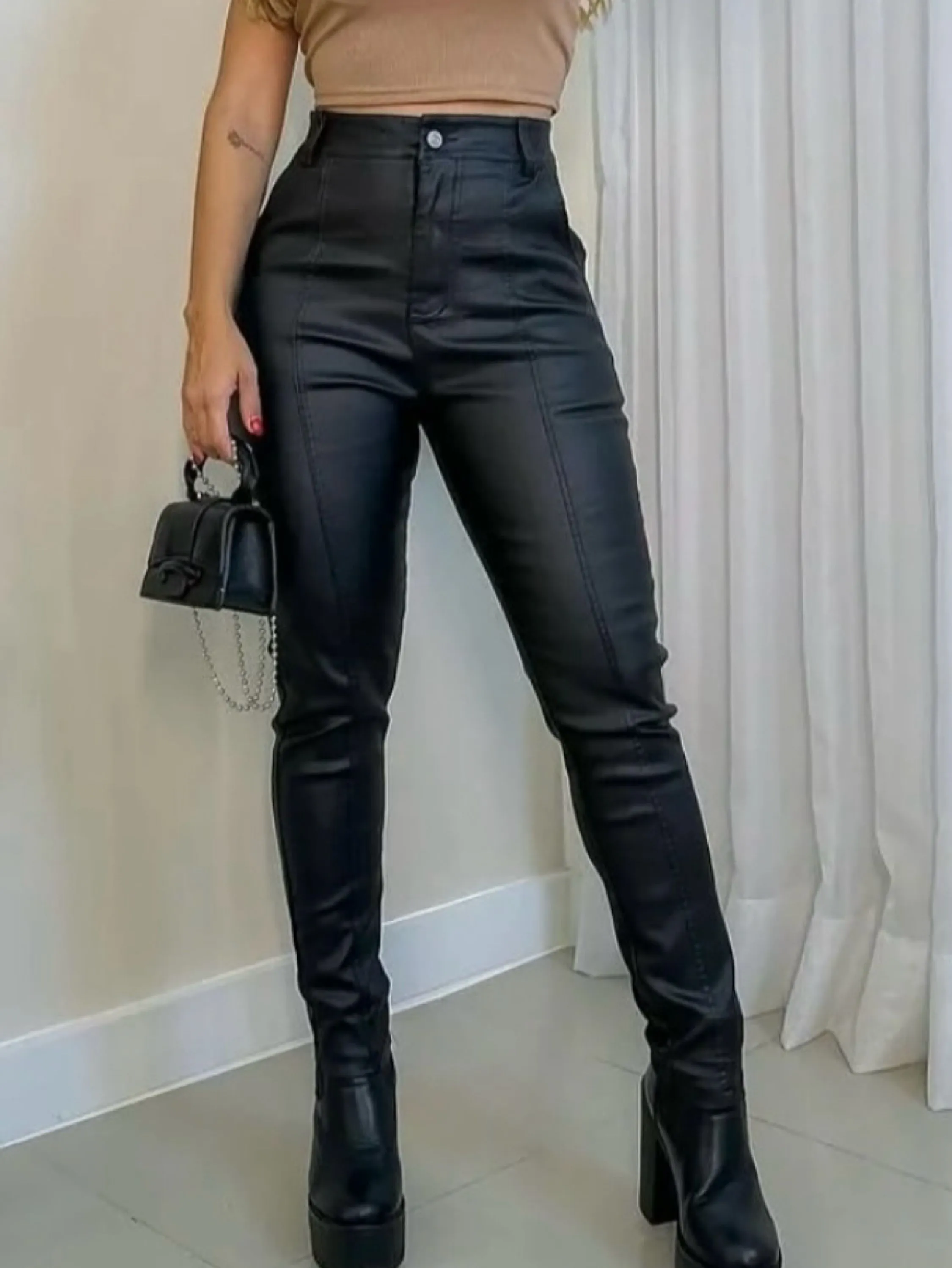 Calça resinada elastano Isabella moda