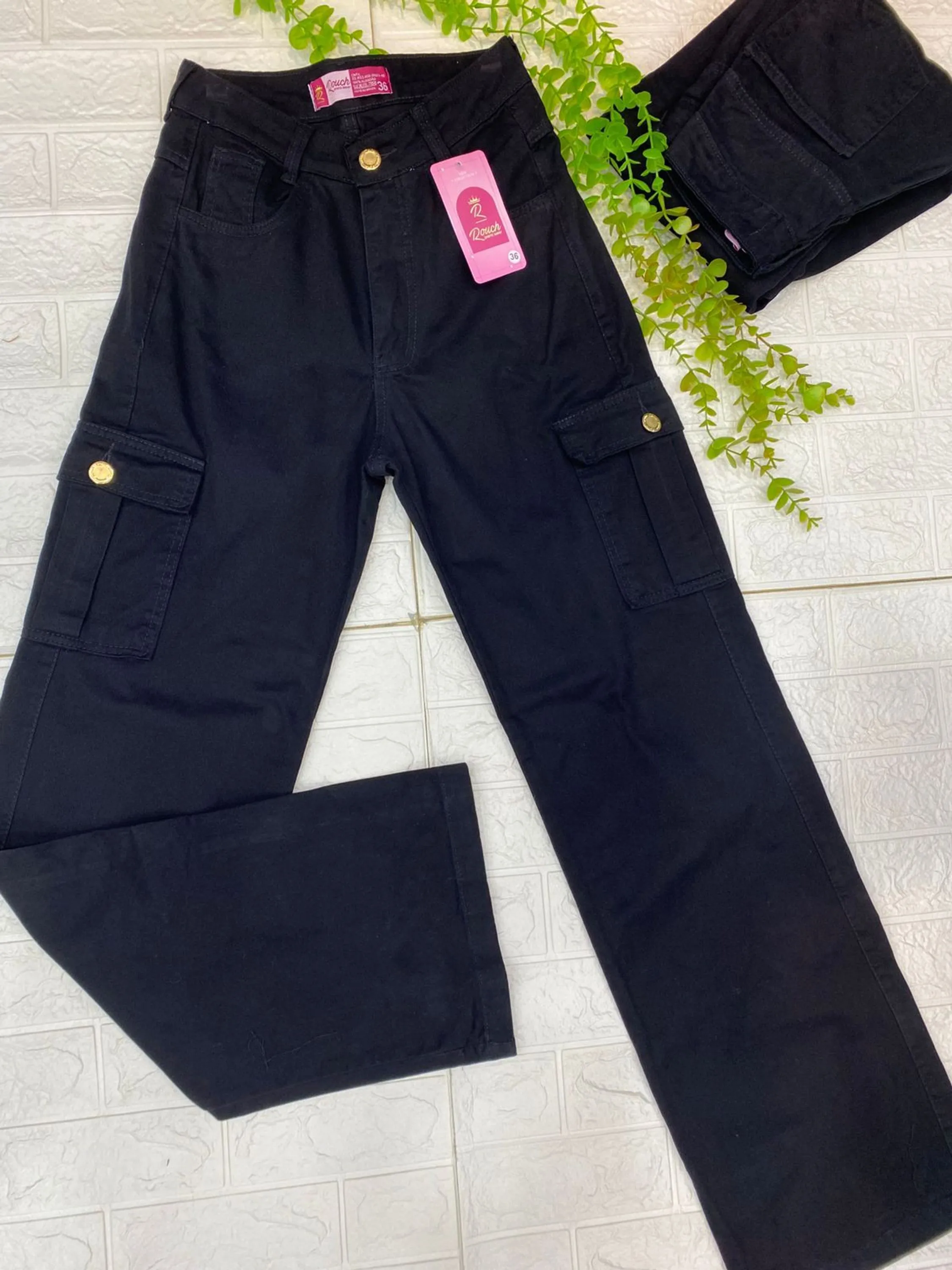 Cargo femenino cargo preto