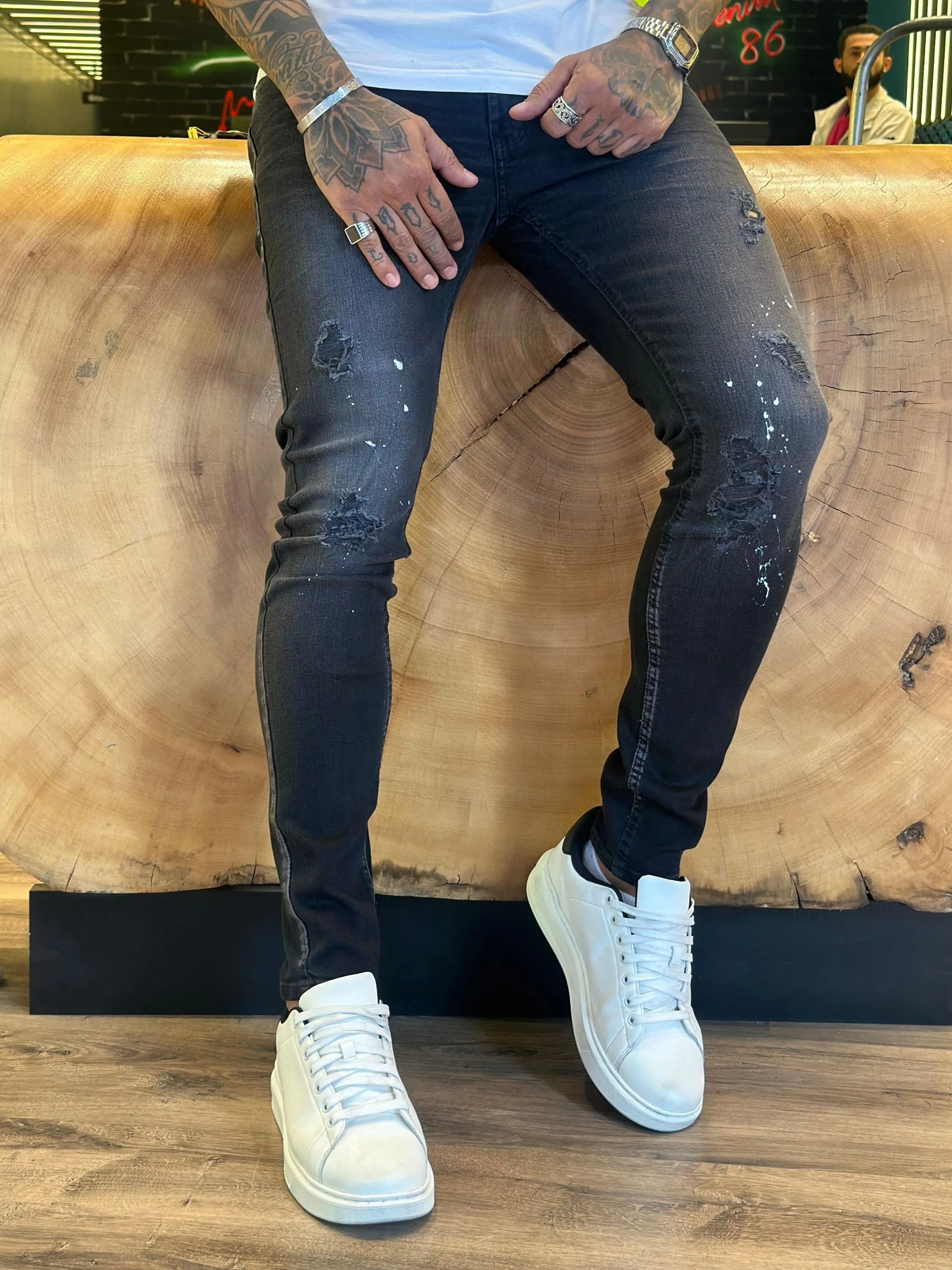 Calça Jeans Premium ,CityDenim diferenciada,destroyer alguns detalhes na peça, modelagem super skinny disponível ,  ,Jeans Premium de alta qualidade,nos tamanhos do 38 ao 48