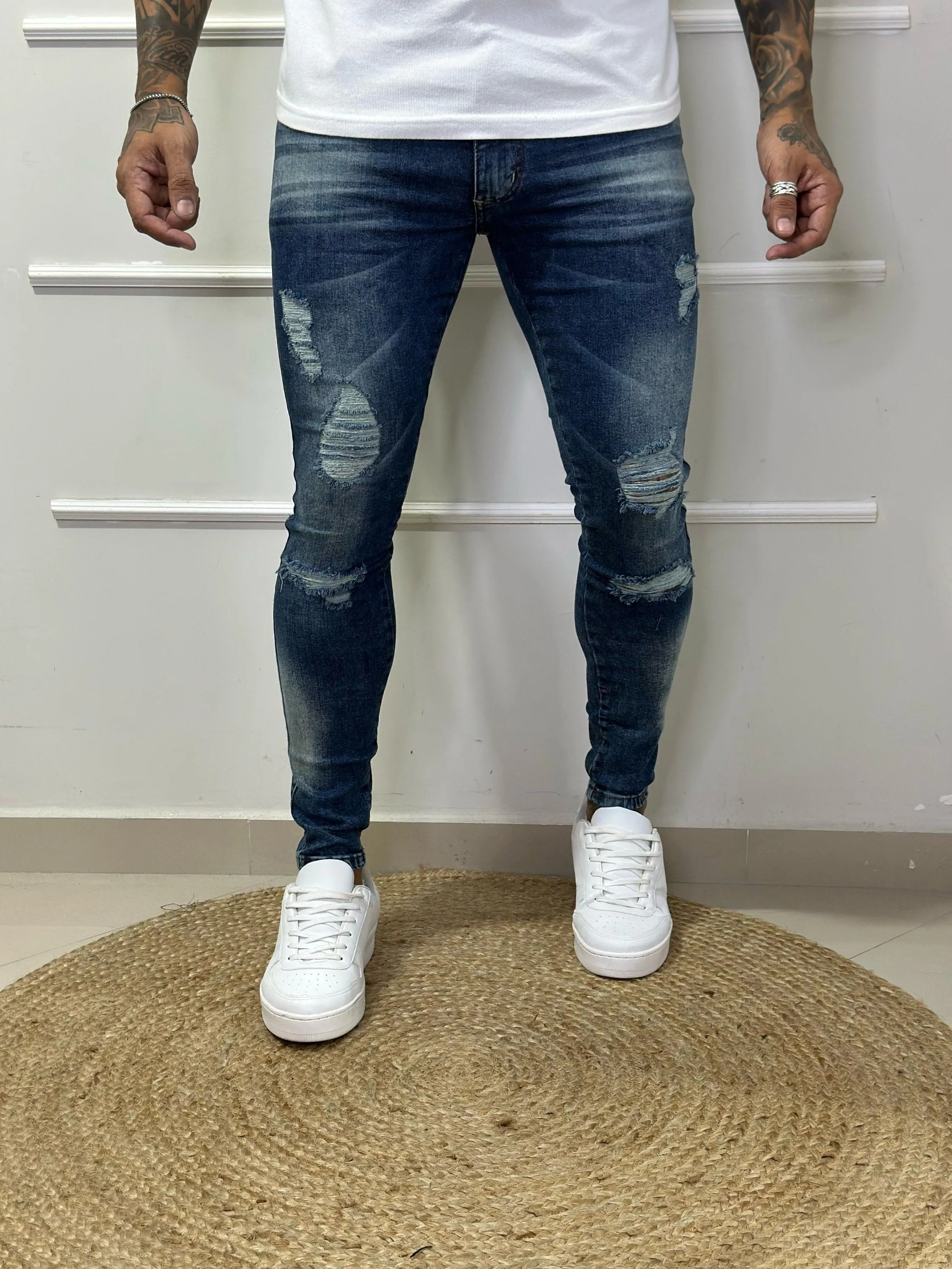 calça jeans masculina com elastano, estilo jogador.