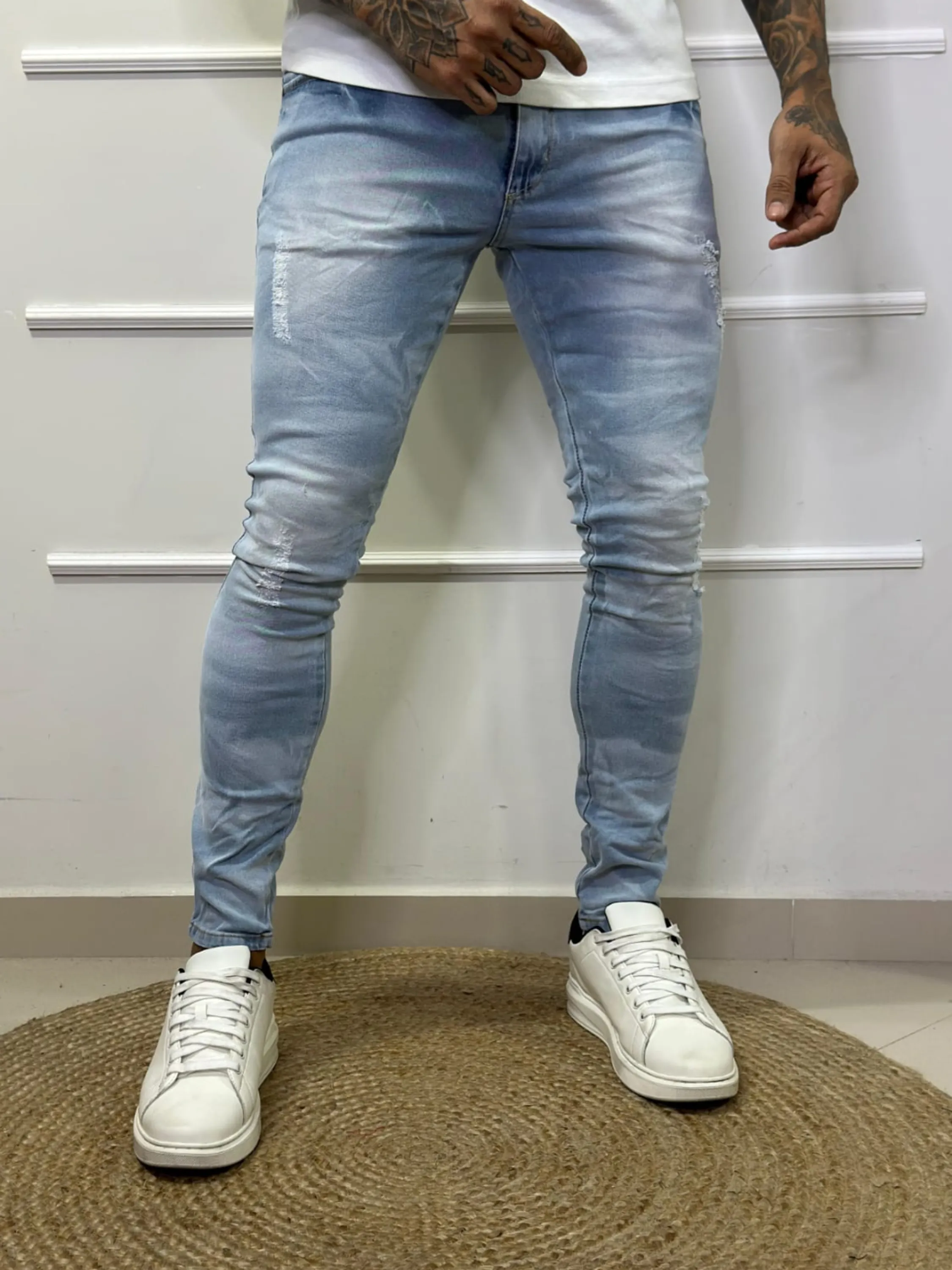 calça jeans masculina modelo superskinny no atacado