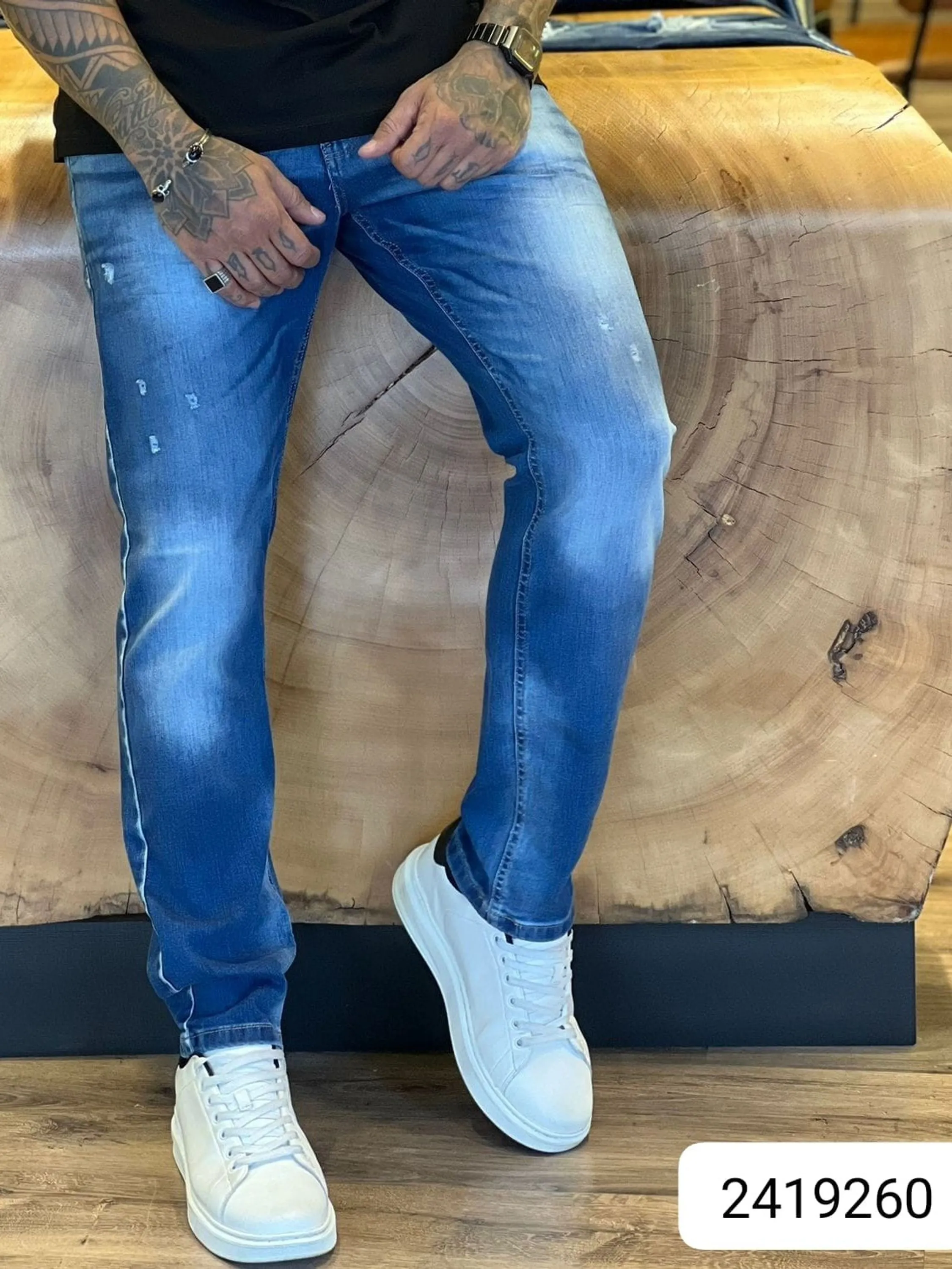 Calça Jeans Premium ,CityDenim diferenciada,destroyer alguns detalhes na peça, modelagem super skinny disponível ,  ,Jeans Premium de alta qualidade,nos tamanhos do 38 ao 48