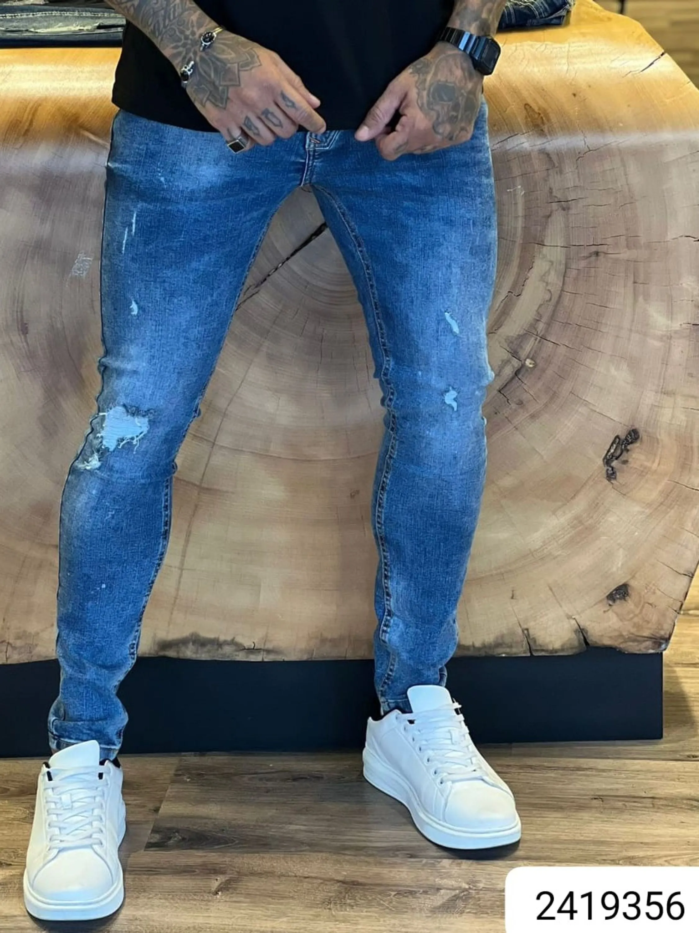 Calça Jeans Premium ,CityDenim diferenciada,destroyer alguns detalhes na peça, modelagem super skinny disponível ,  ,Jeans Premium de alta qualidade,nos tamanhos do 38 ao 48