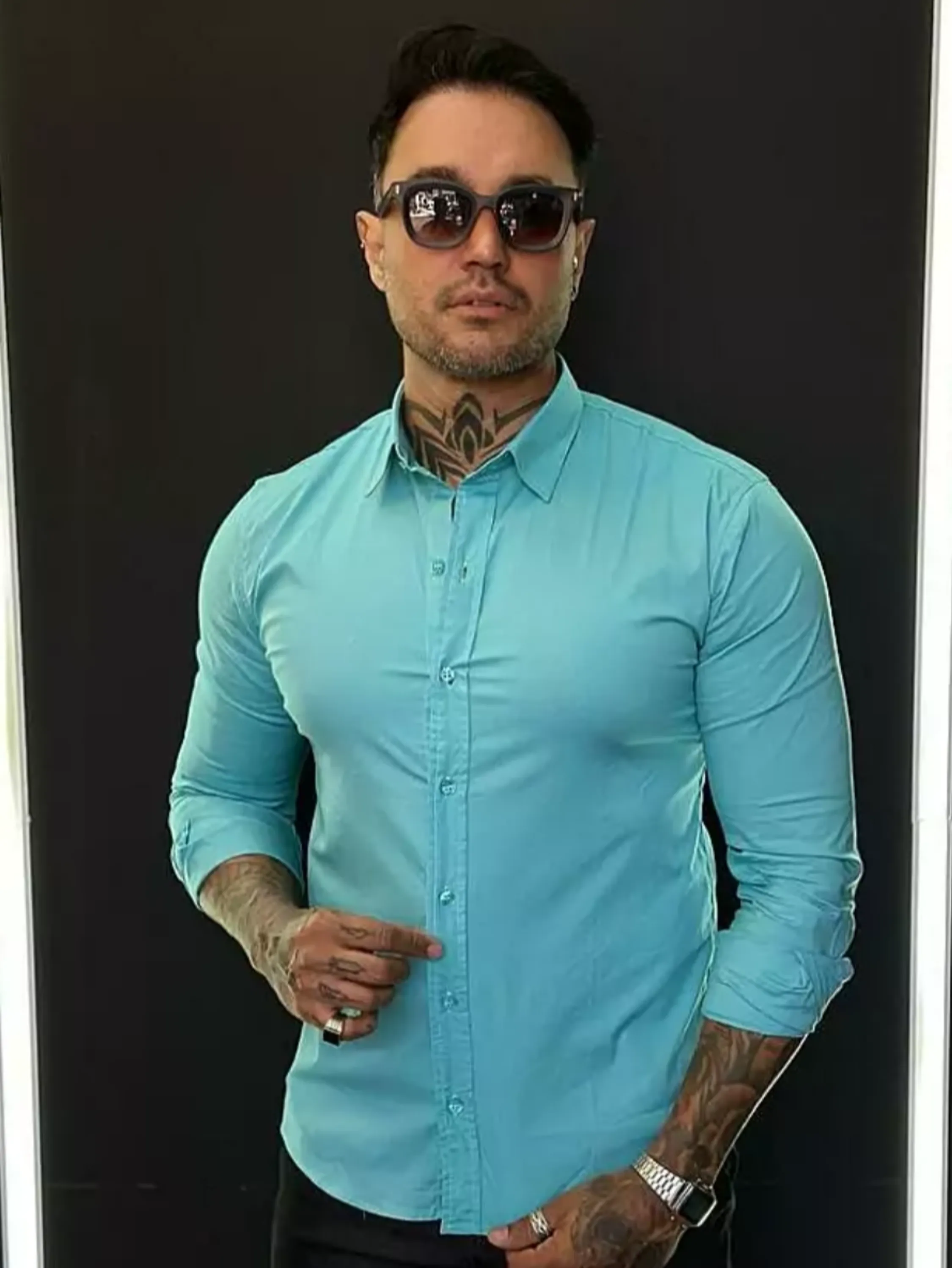 Camisa social com elastano ,
Descubra o estilo e a qualidade incomparáveis das peças Jay Jones - A marca definitiva de jeans Jay Jones uma referência no mercado de moda jeans. Peças de alta qualidade e estilo único. Na Jay Jones utilizamos apenas os melhores materiais na fabricação de suas peças.