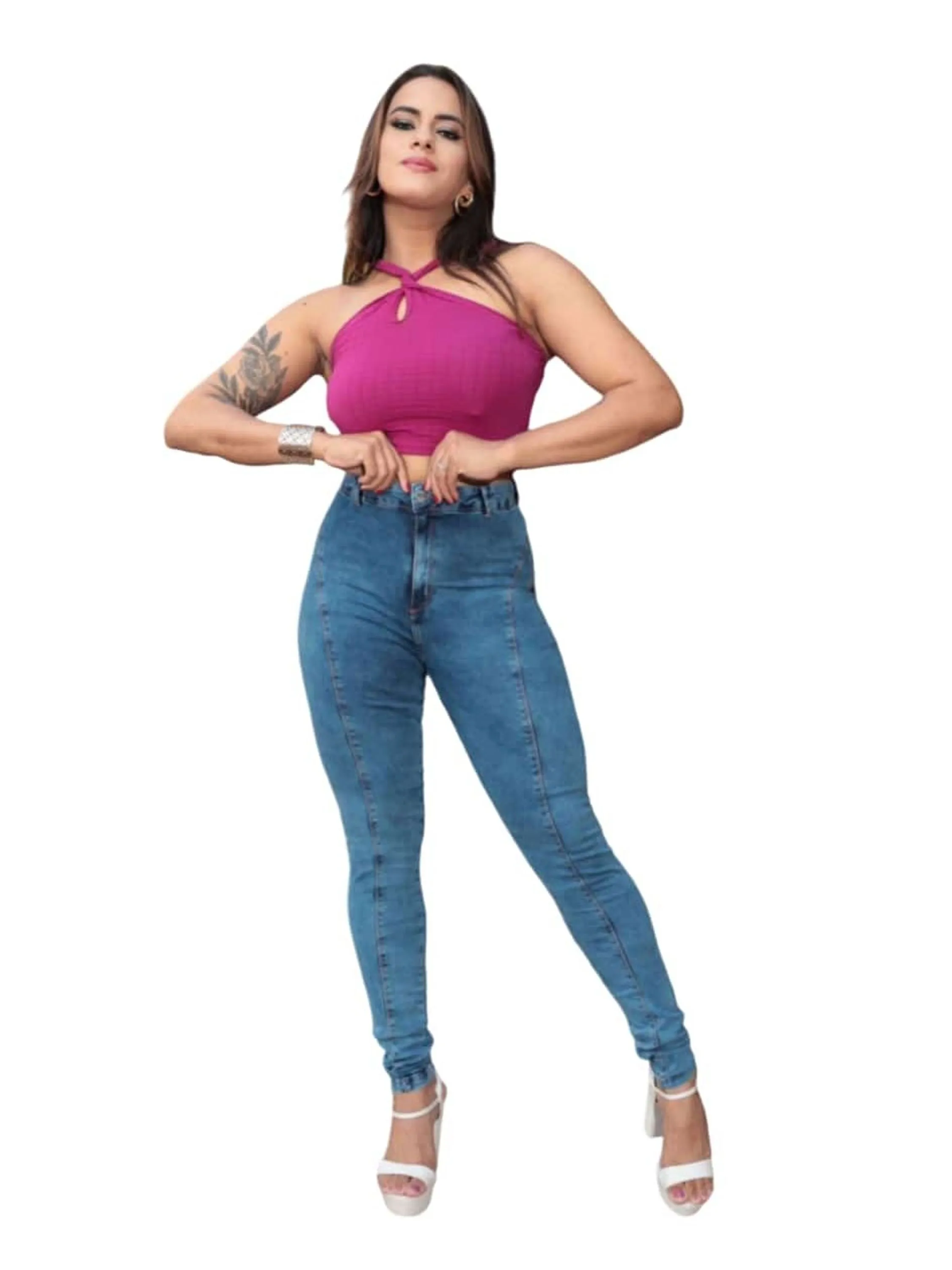 calça Jeans skinny feminina modelo levanta bumbum, exclusividade do tamanho 36 ao 46,  Premium de alta qualidade !!! faça já o seu pedido. a calça skinny é confeccionada para valorizar a mulher, sua composição com 2% de elastano e 98% poliéster.