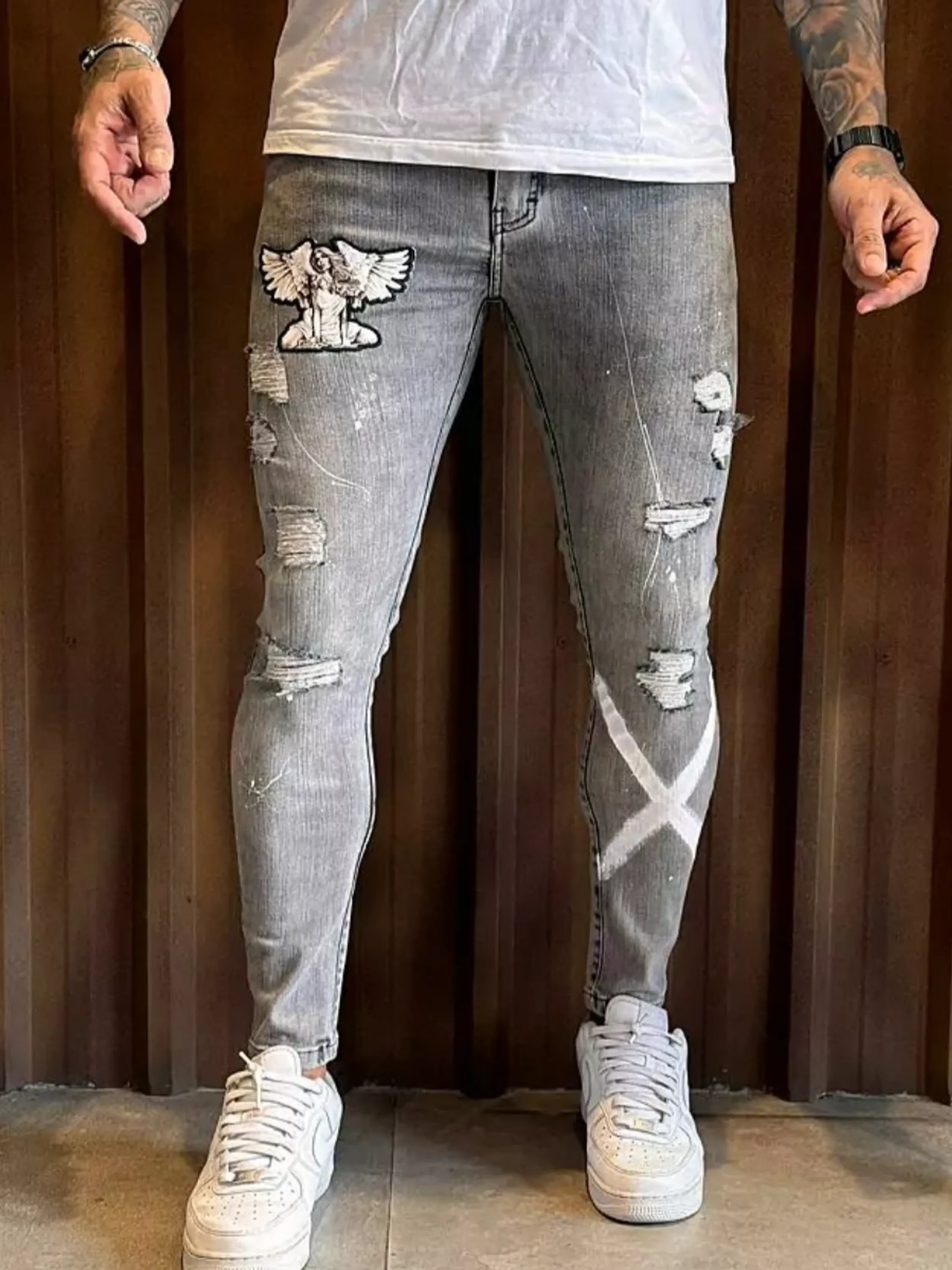 Calça jeans masculina,  estilo e a qualidade incomparáveis das peças Jay Jones - A marca definitiva de jeans Jay Jones uma referência no mercado de moda jeans. Peças de alta qualidade e estilo único. Na Jay Jones utilizamos apenas os melhores materiais na fabricação de suas peças. Durabilidade e resistência dos jeans .