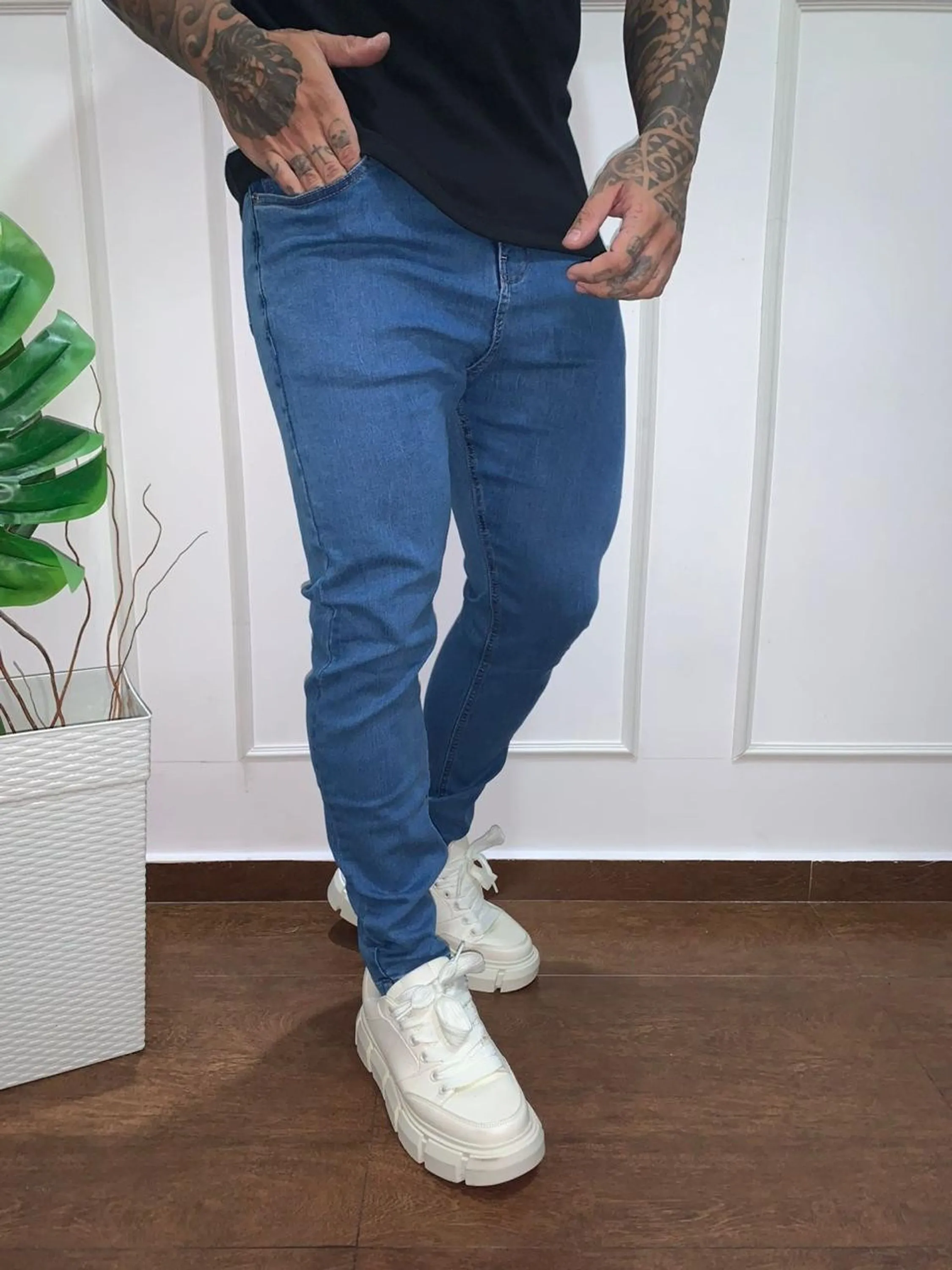 calça jeans básica masculina