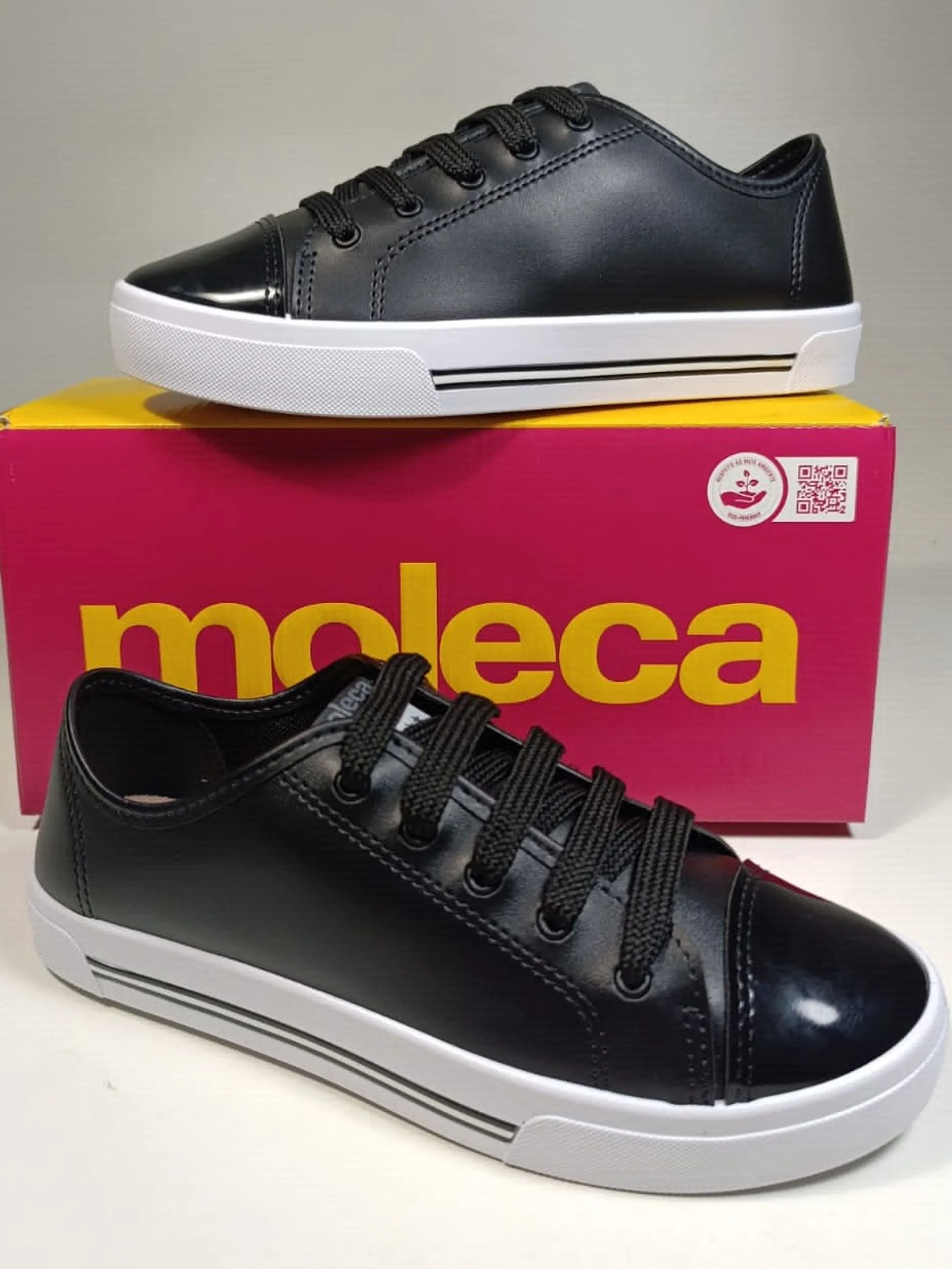 Tênis casual feminino moleca