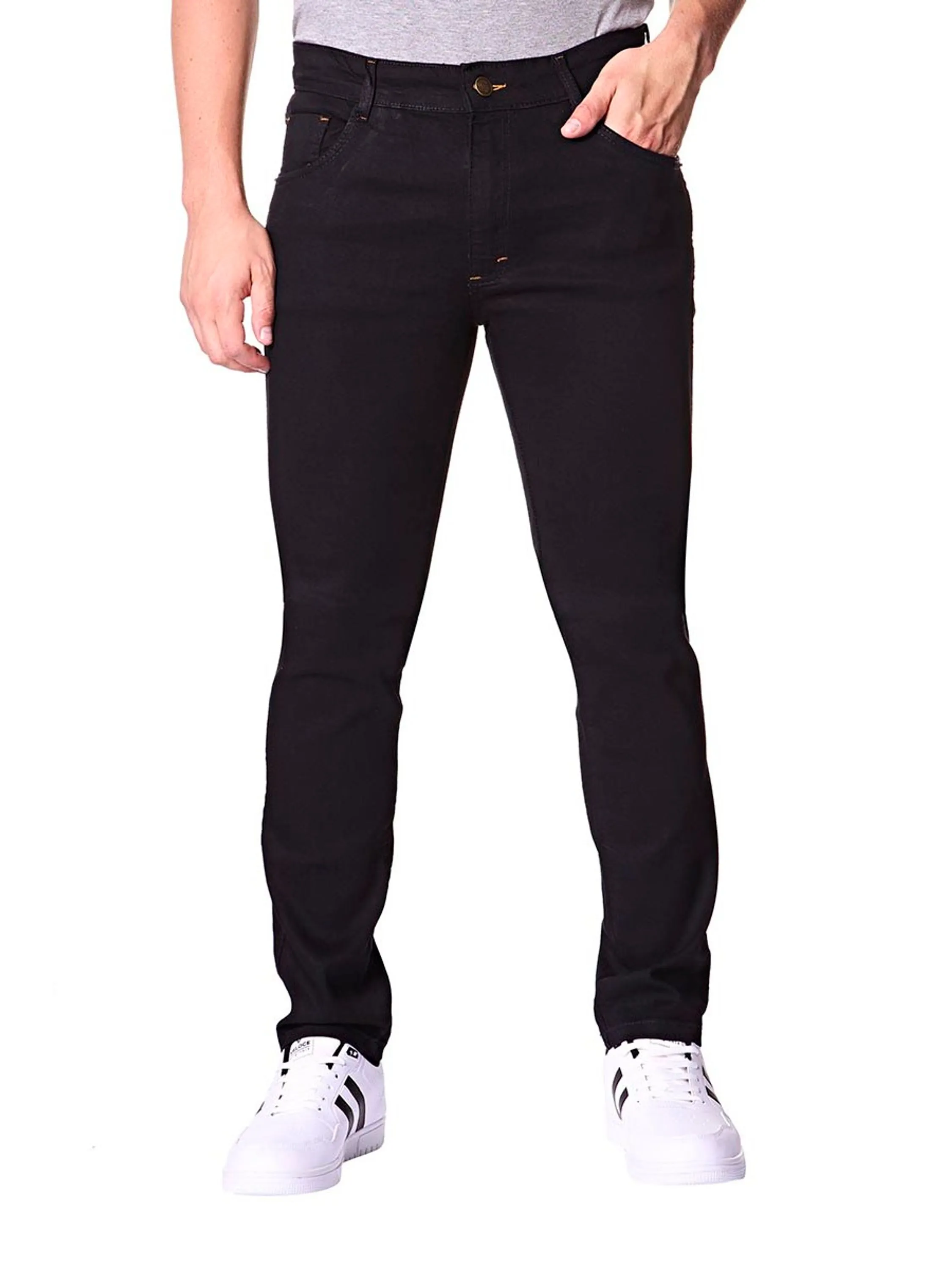 Calça preta jeans com elastano modelo slim fit