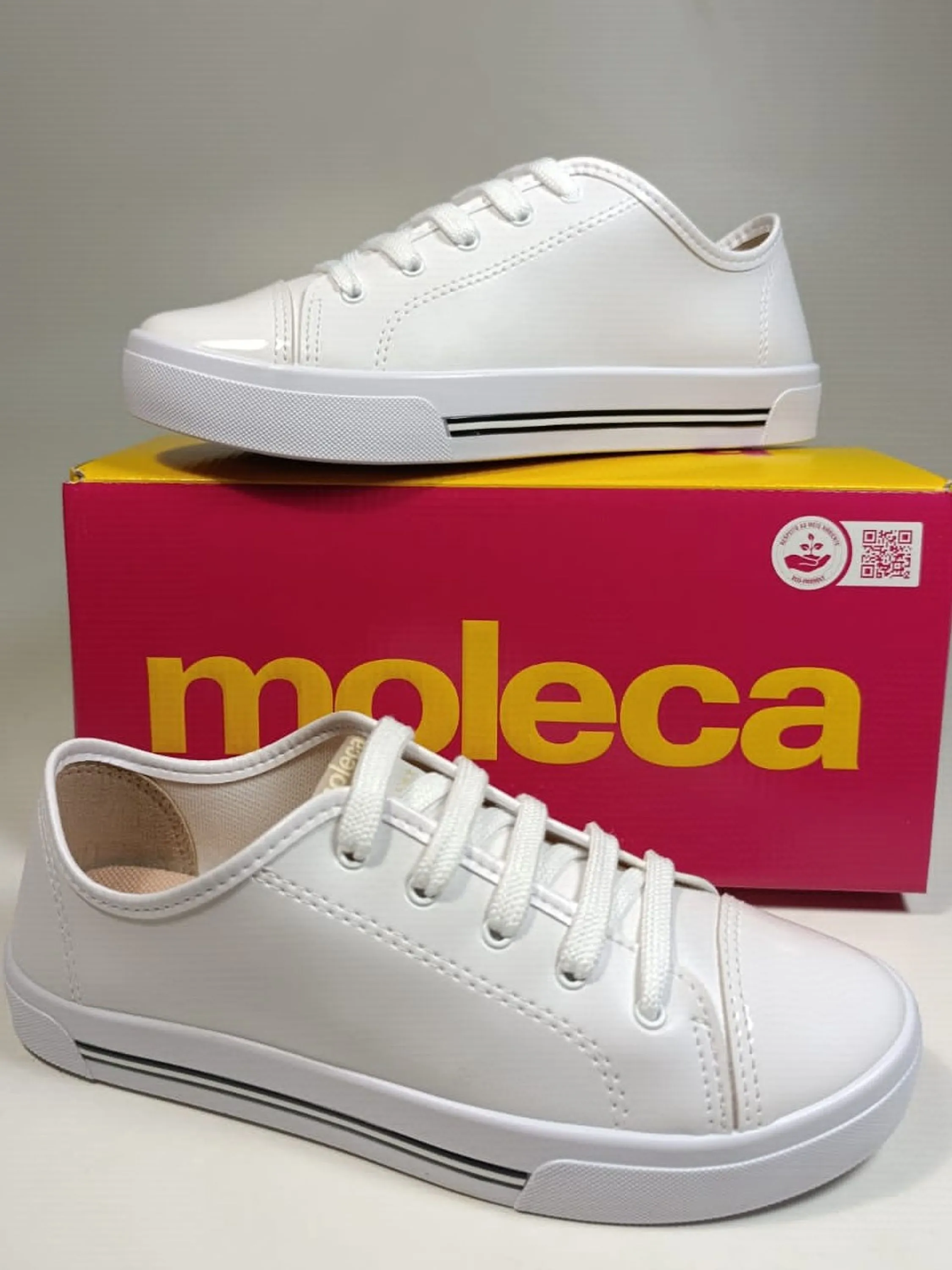 Tênis casual feminino moleca