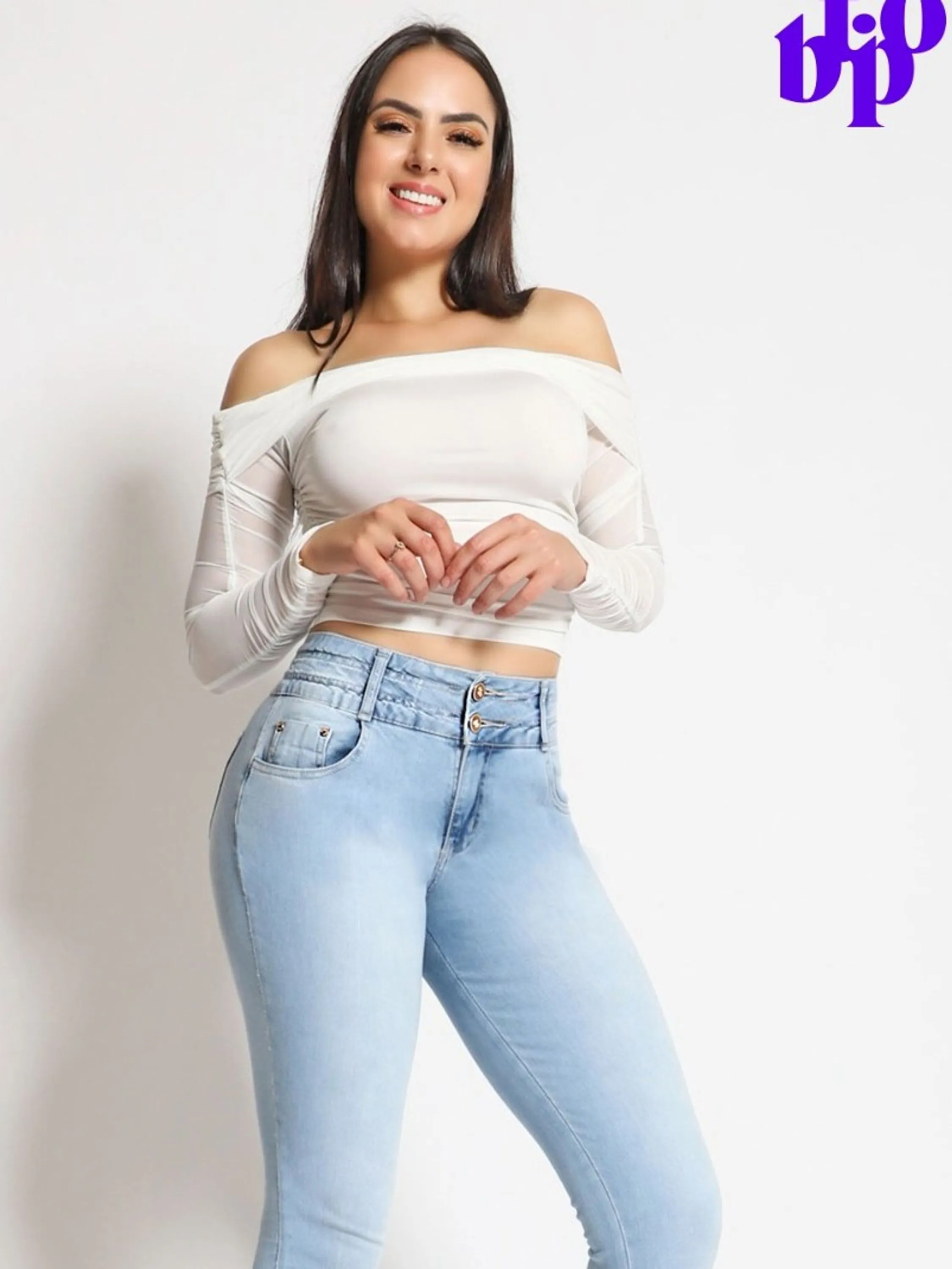 Calça jeans midi Biotipo Jeans feminina,o melhor jeans do Brasil você encontra aqui na nossa loja .