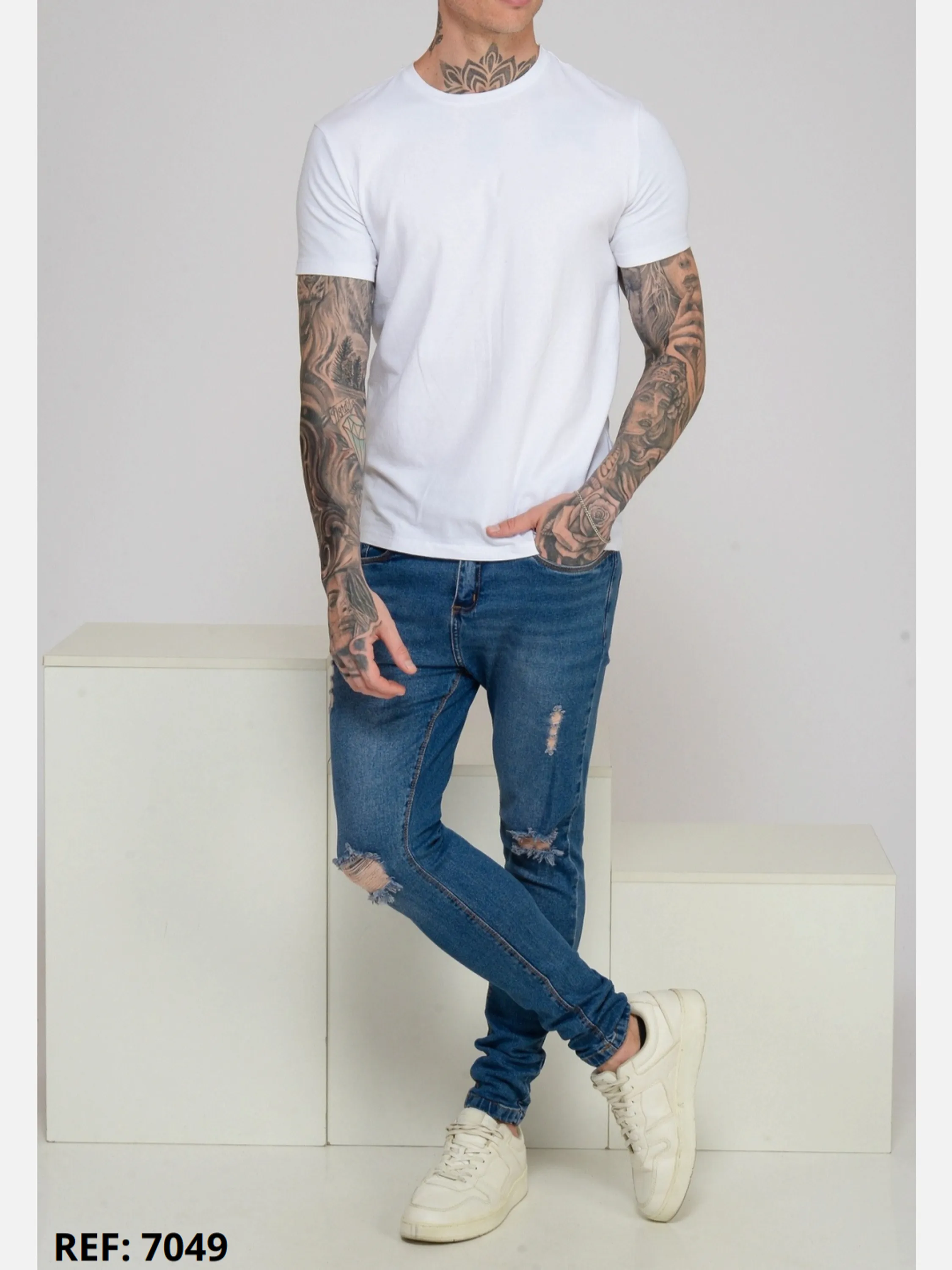 calças jeans skinny masculina ,moda jeans Premium com elastano, perfeita pra usar em todas as ocasiões.