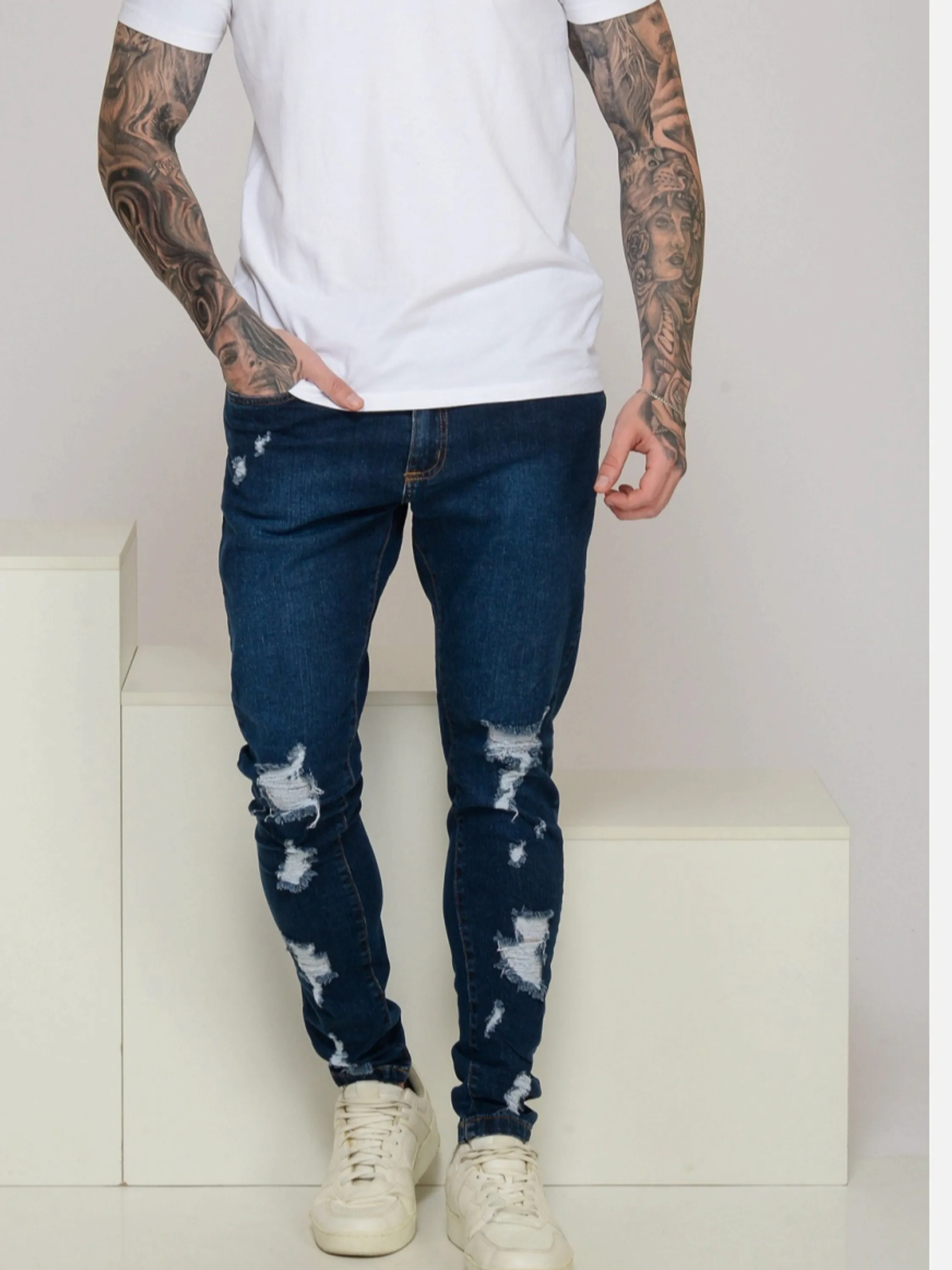 calças jeans skinny masculina ,moda jeans Premium com elastano, perfeita pra usar em todas as ocasiões.