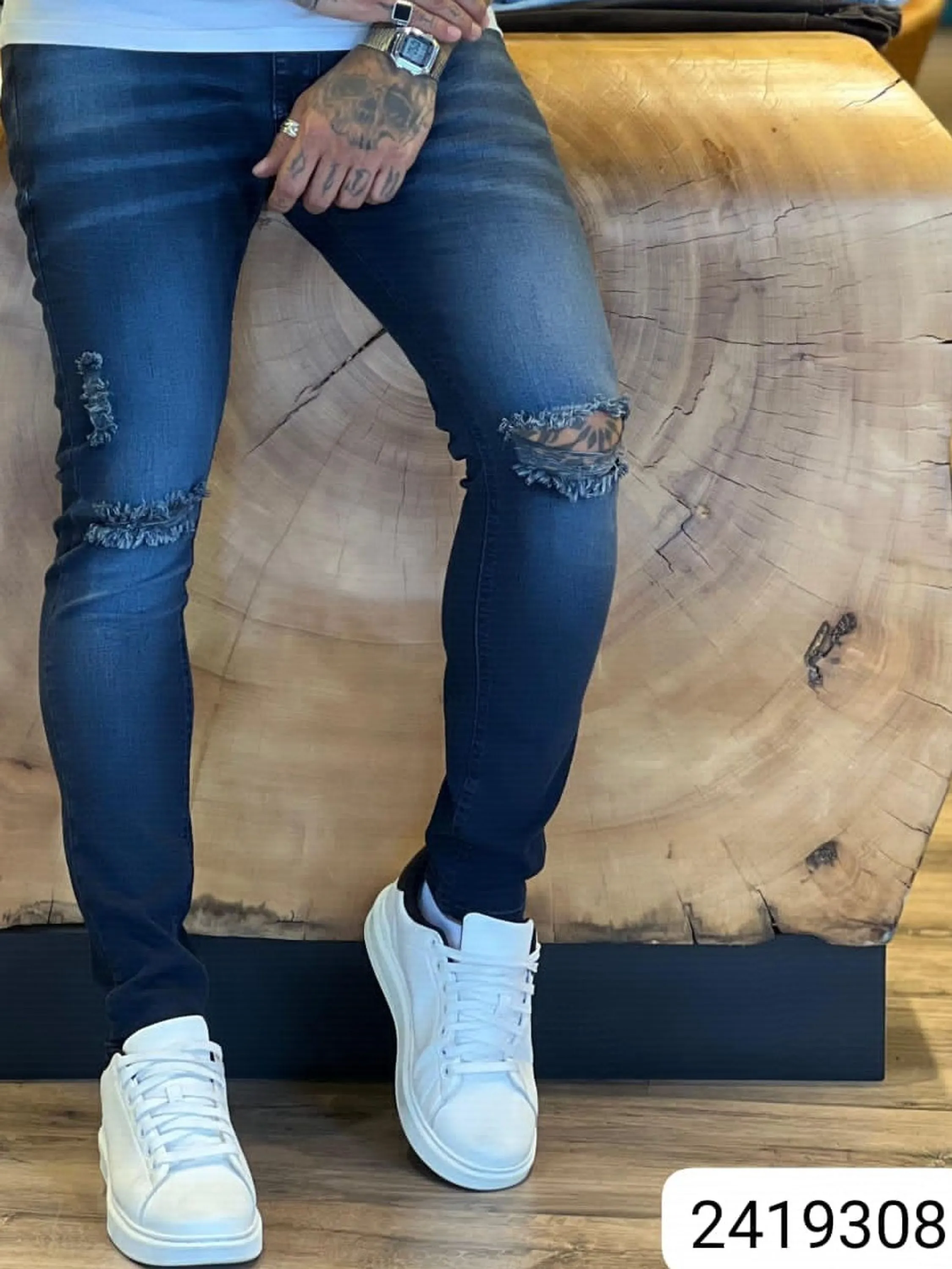 Calça Jeans Premium ,CityDenim diferenciada,destroyer alguns detalhes na peça, modelagem super skinny disponível ,  ,Jeans Premium de alta qualidade,nos tamanhos do 38 ao 48