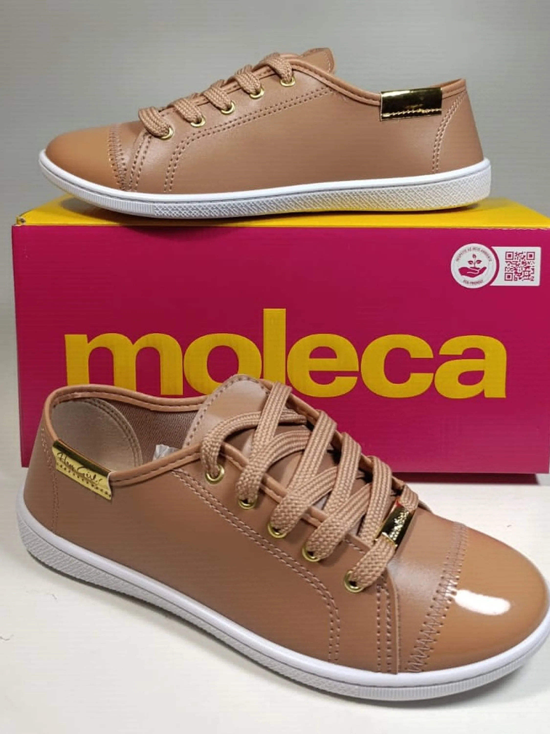 Tênis feminino moleca casual