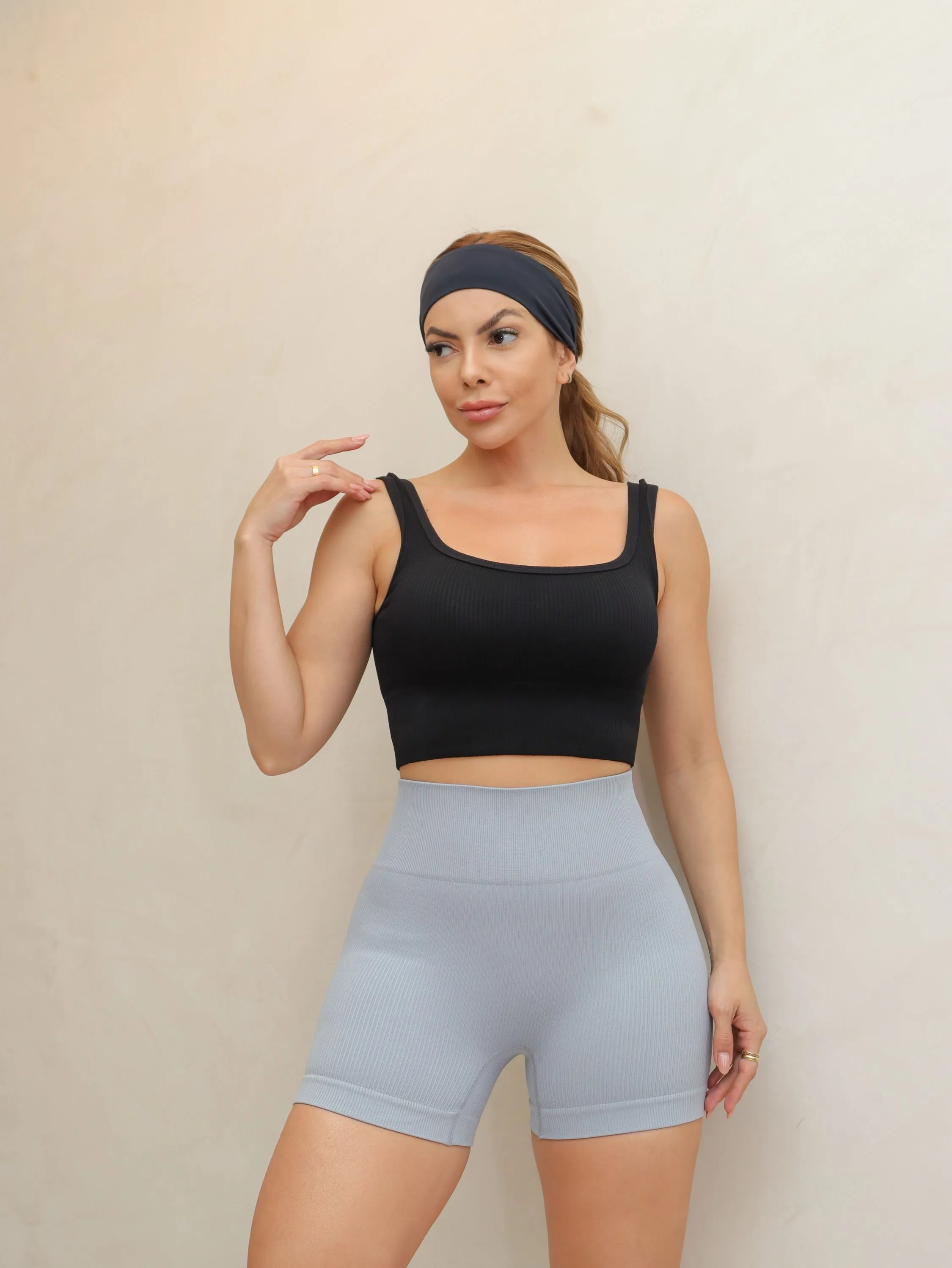 Short Academia Lisa Canelada Tecido Poliamida