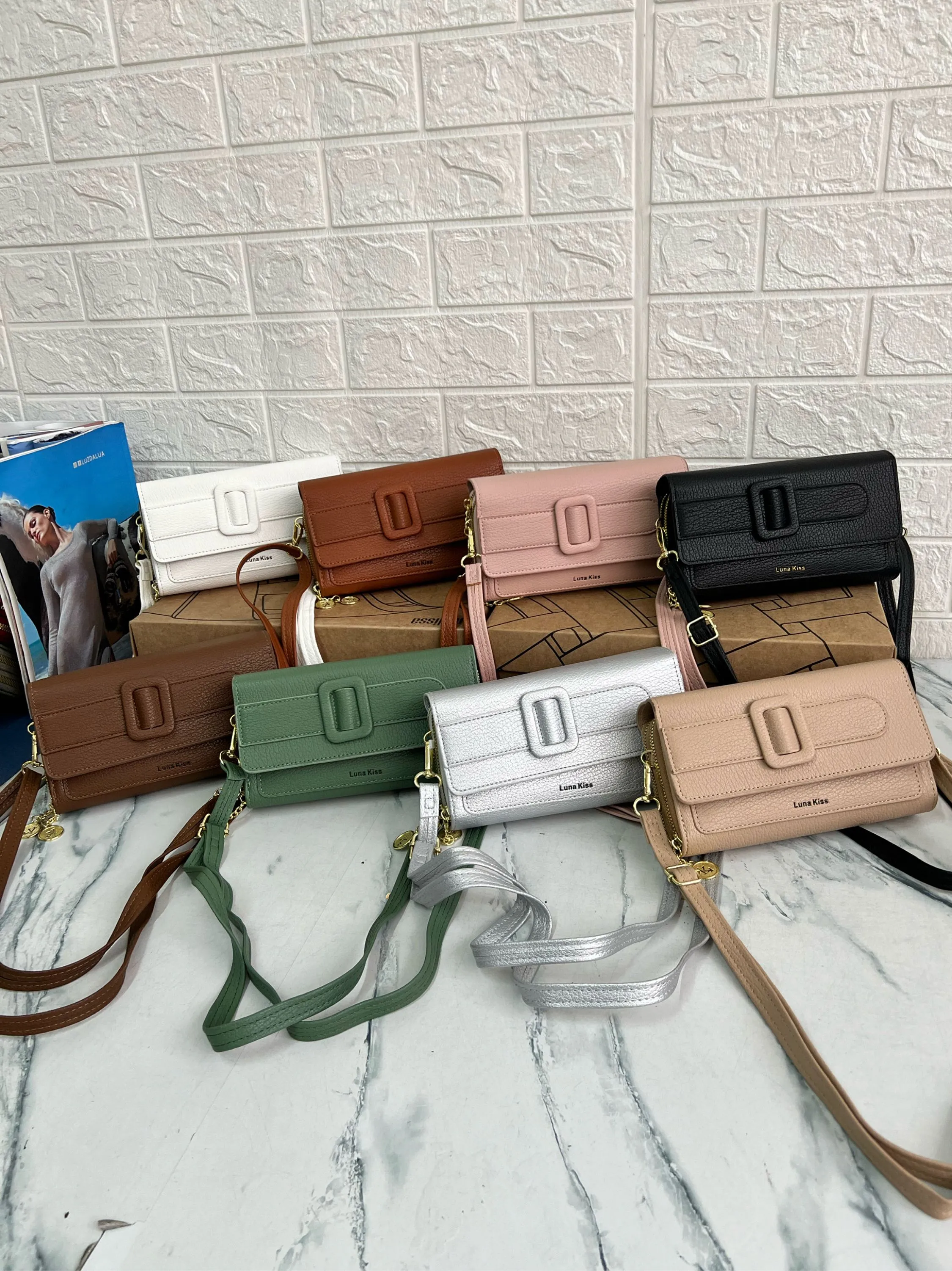 Bolsa Feminina Carteira Porta Celular Transversal LK2368