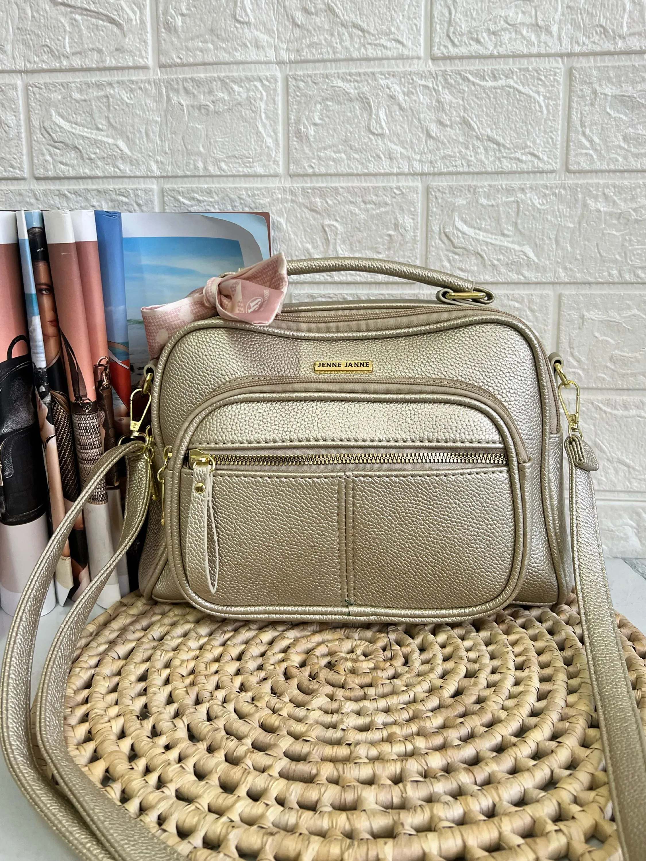 Bolsa média de mão e transversal LK70506