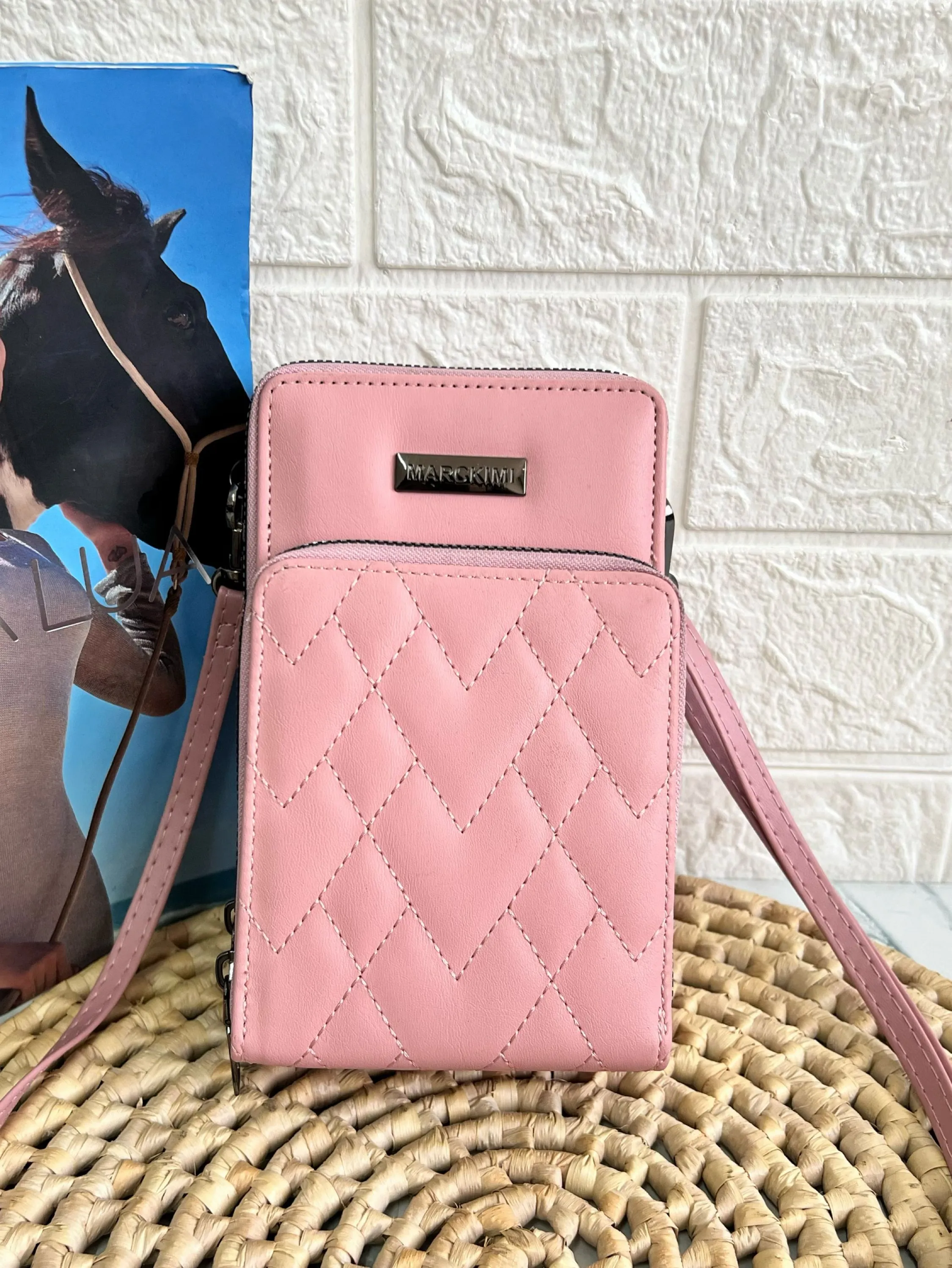 Bolsa pequena cabe celular 5014
