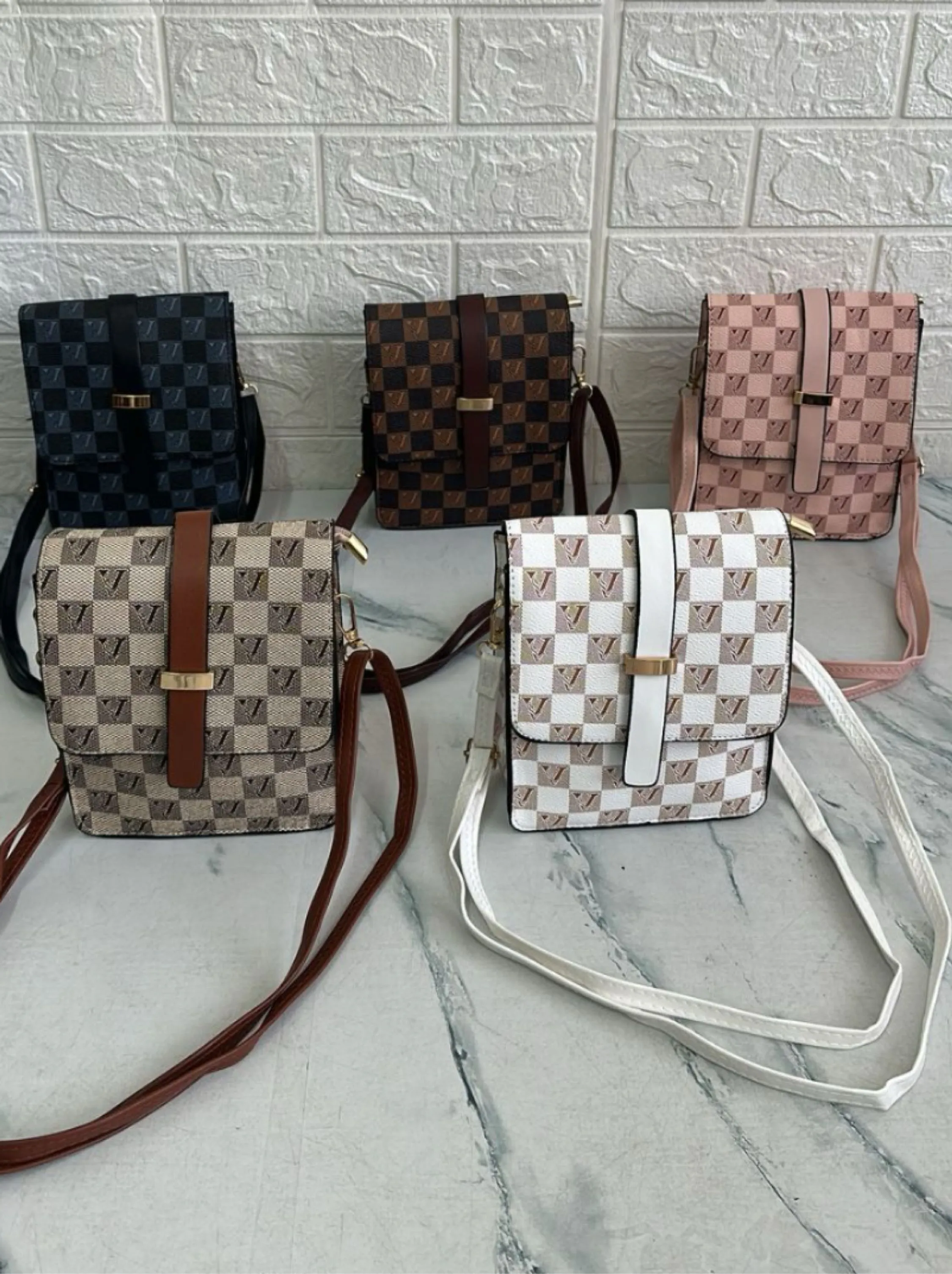 Bolsa feminina cabe celular 2025-33