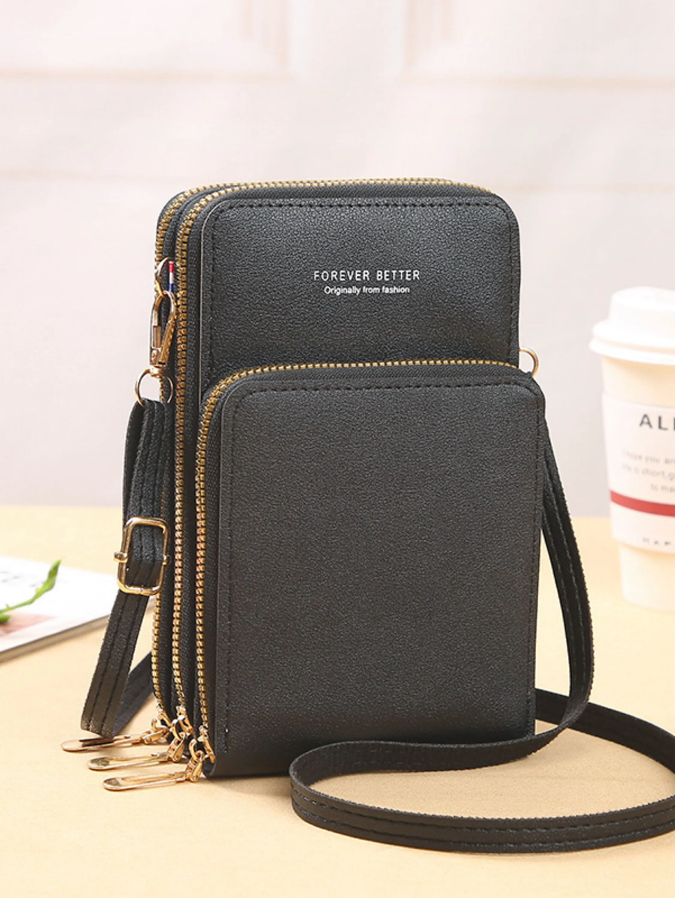 Bolsa feminina porta celular com 3 divisorias transverasal