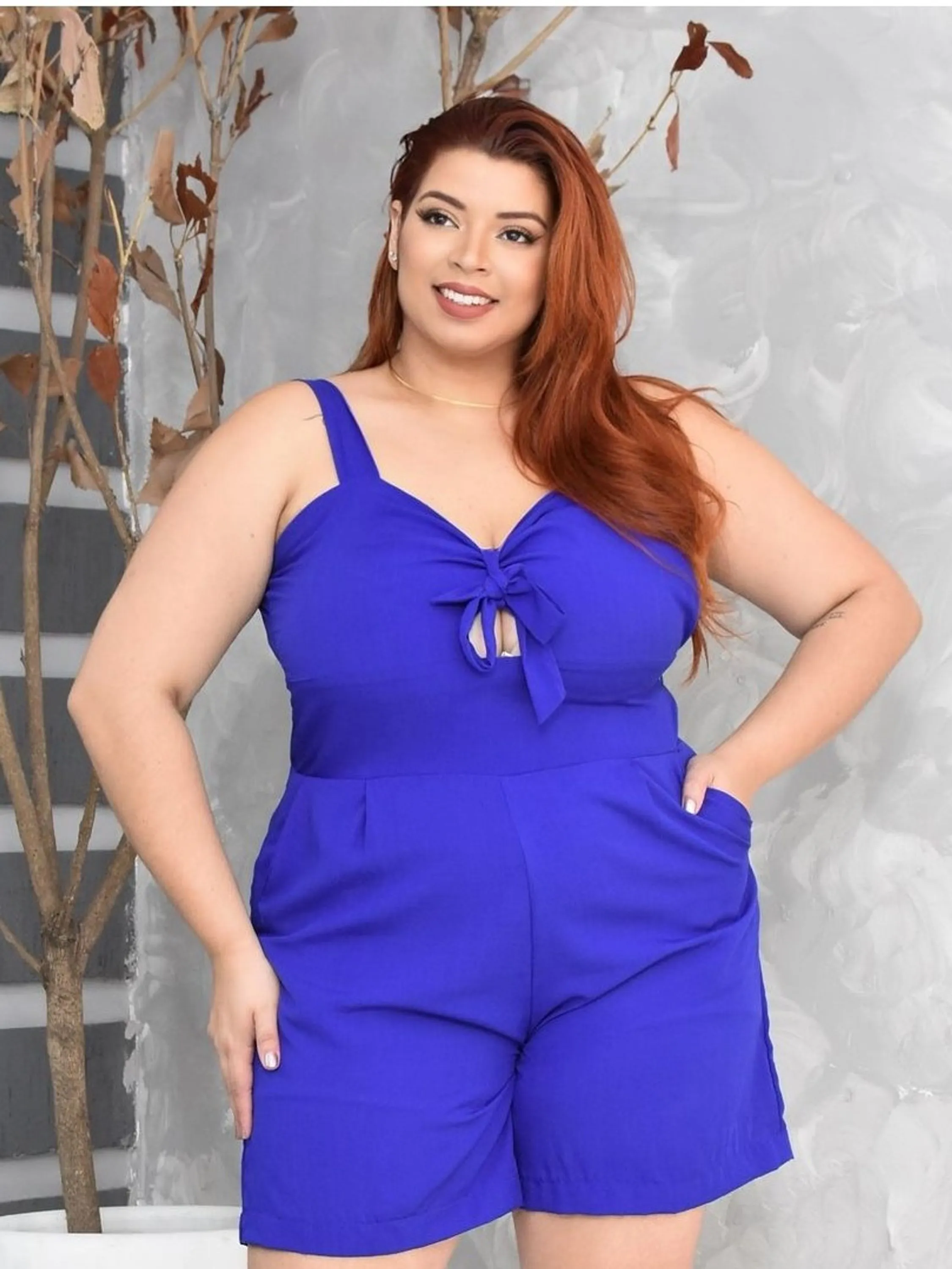 Macaquinho Feminino Plus Size em tecido Duna ⭐