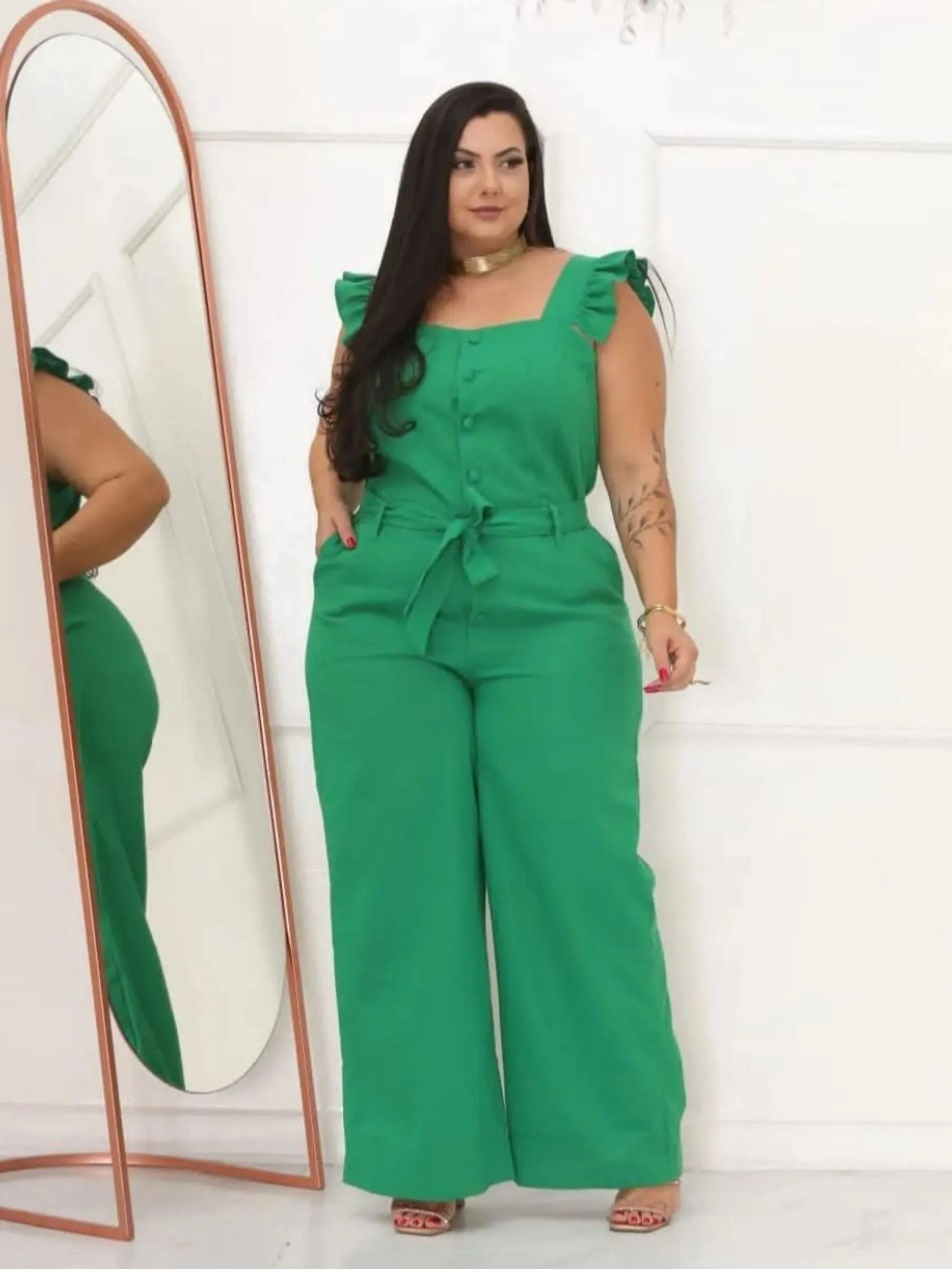 Macacão Feminino plus size em Linho ⭐