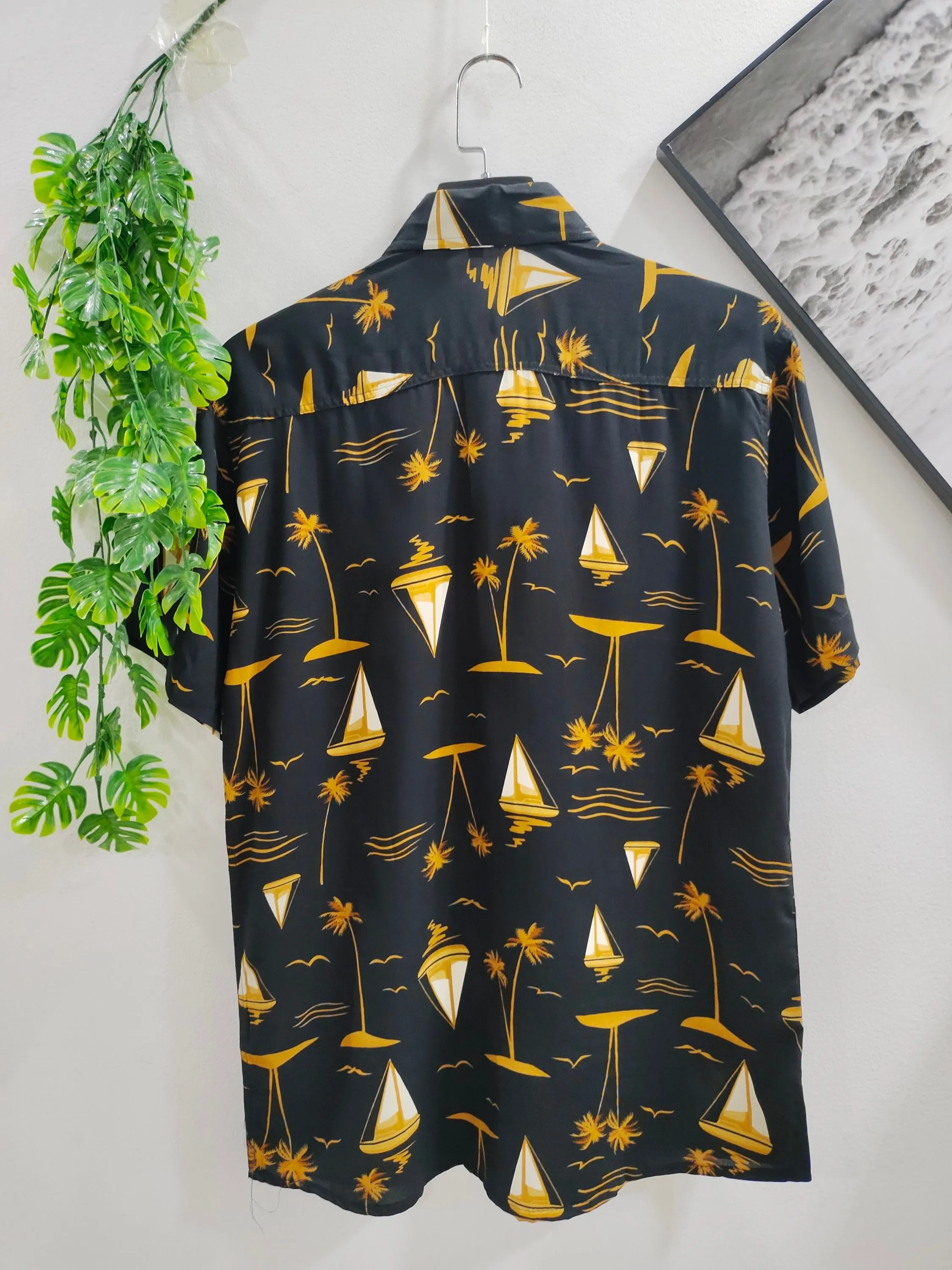 Camisa Floral Havaiana Praia Verão Masculino Manga Curta De Botão Tecido100% Viscose  encolhe um pouquinho