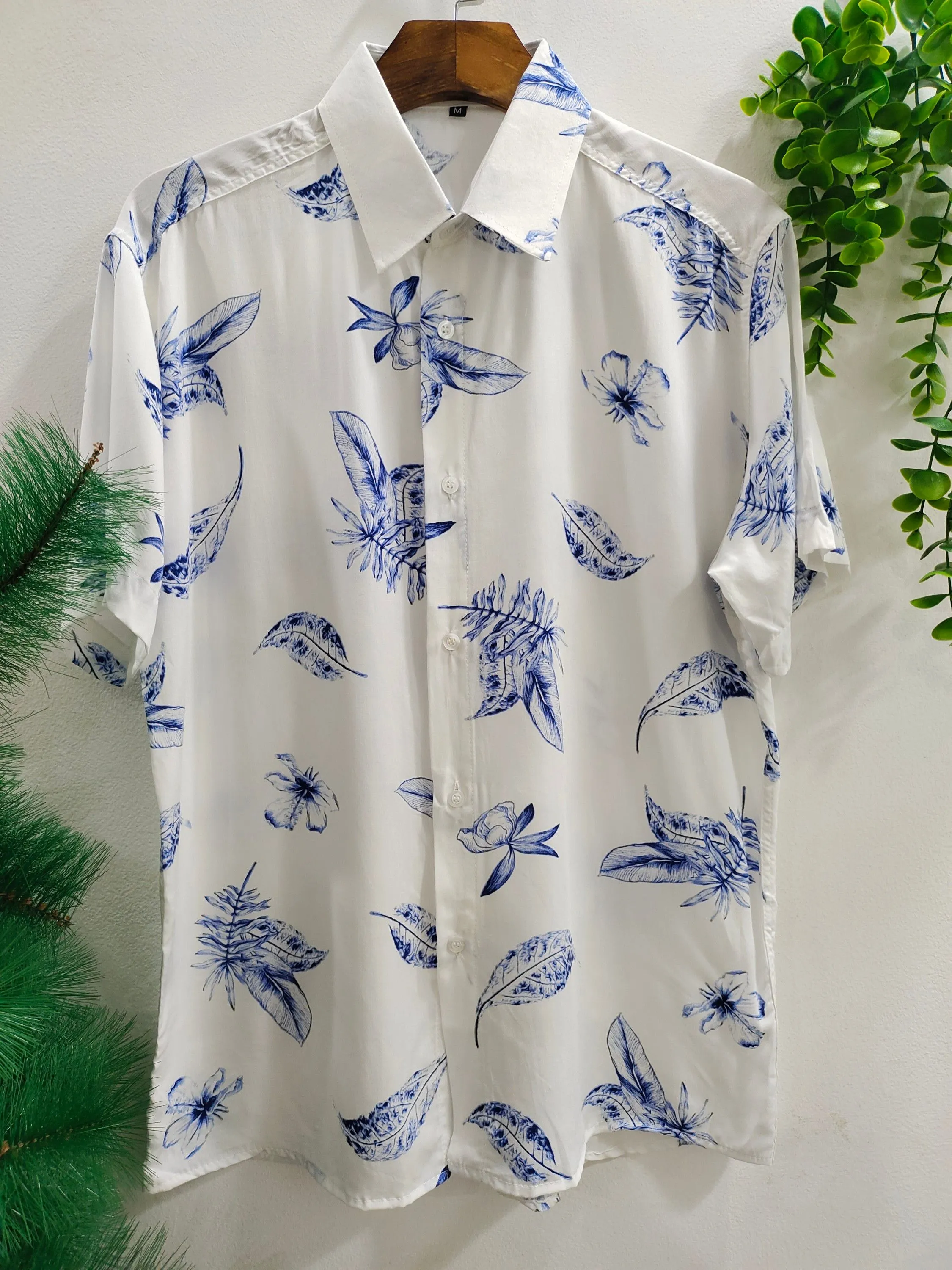 Camisa Floral Havaiana Praia Verão Masculino Manga Curta De Botão Tecido100% Viscose  encolhe um pouquinh