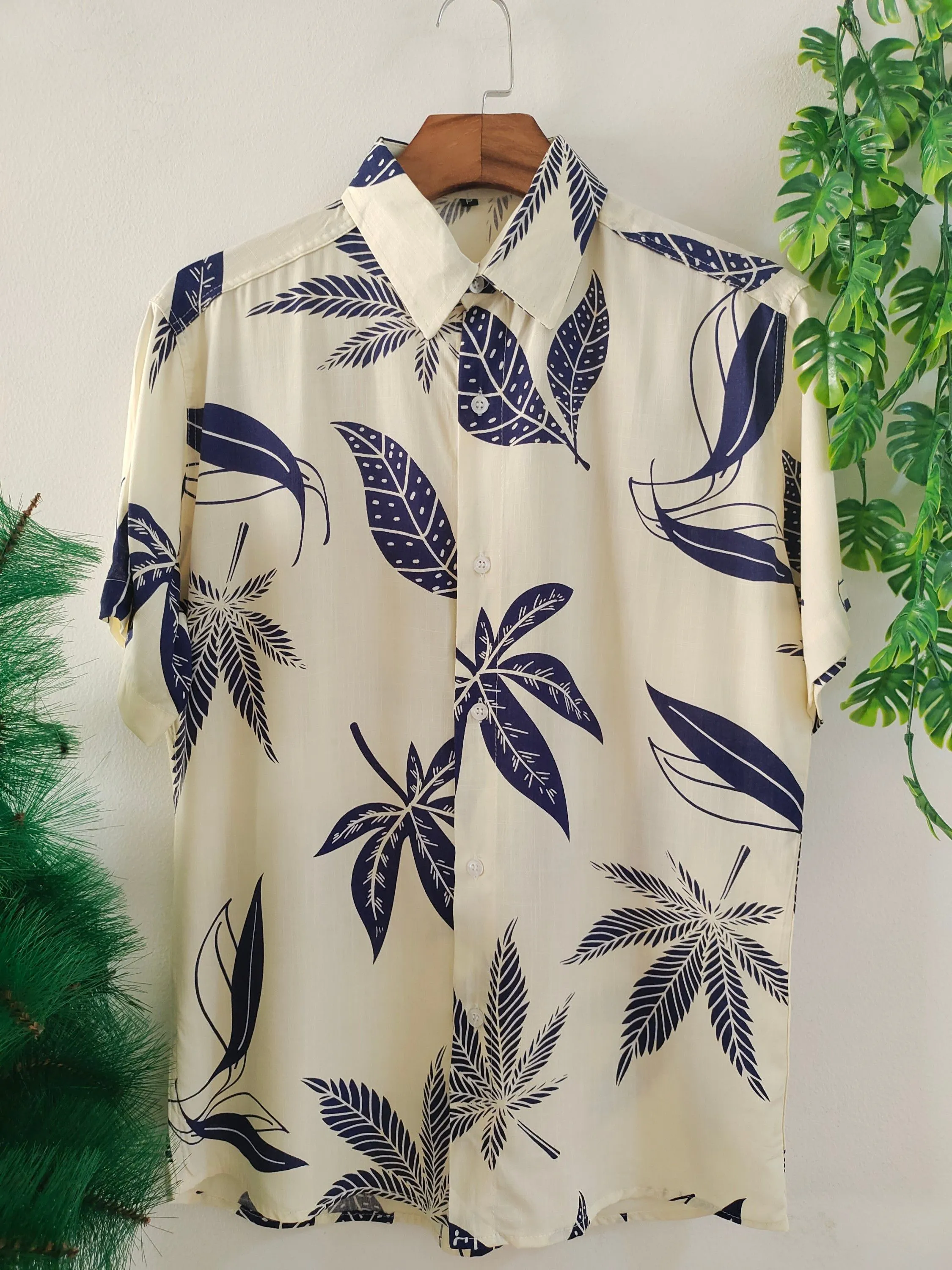 Camisa Floral Havaiana Praia Verão Masculino Manga Curta De Botão Tecido100% Viscose  encolhe um pouquinho