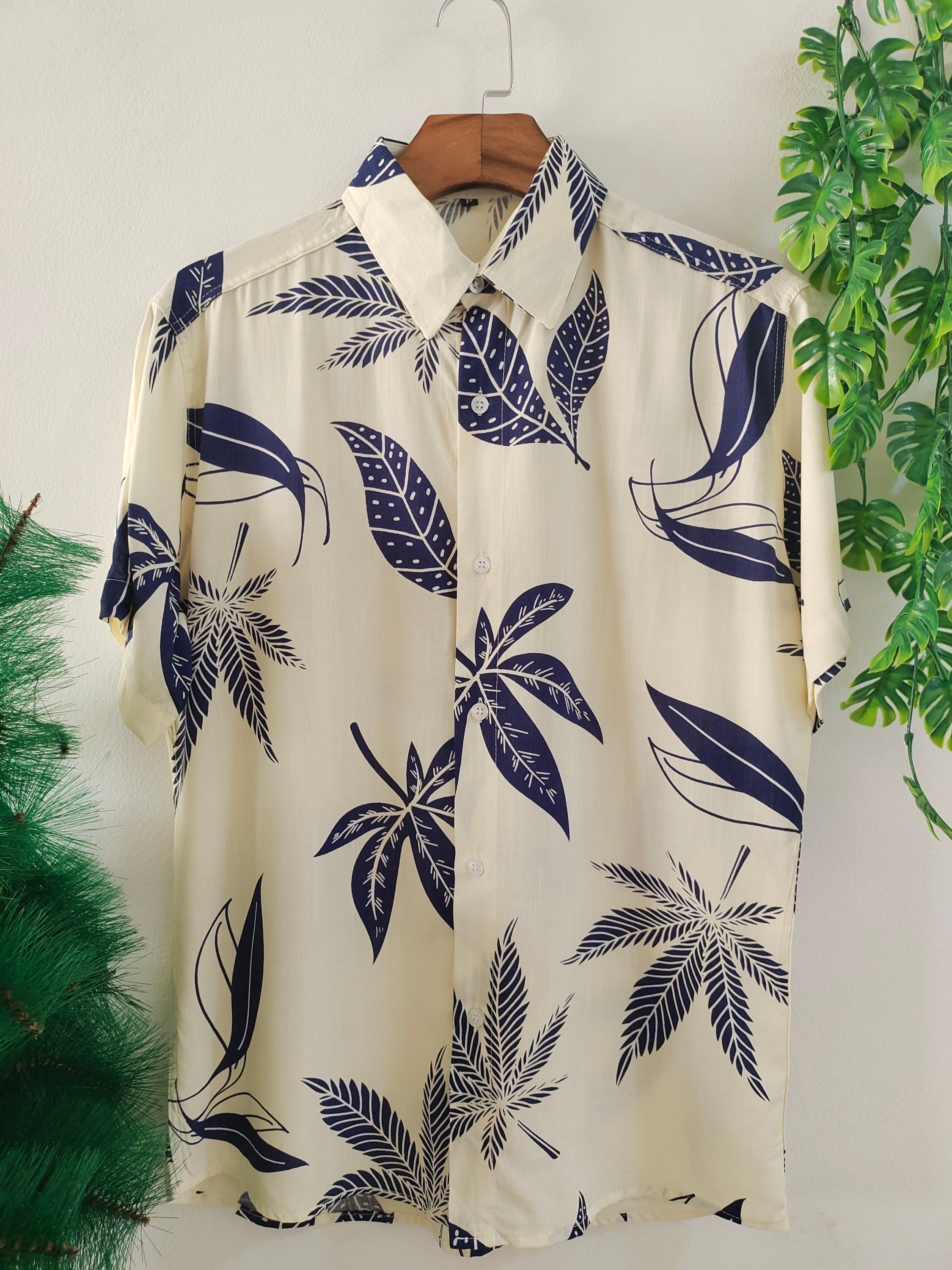 Camisa Floral Havaiana Praia Verão Masculino Manga Curta De Botão Tecido100% Viscose encolhe um pouquinho