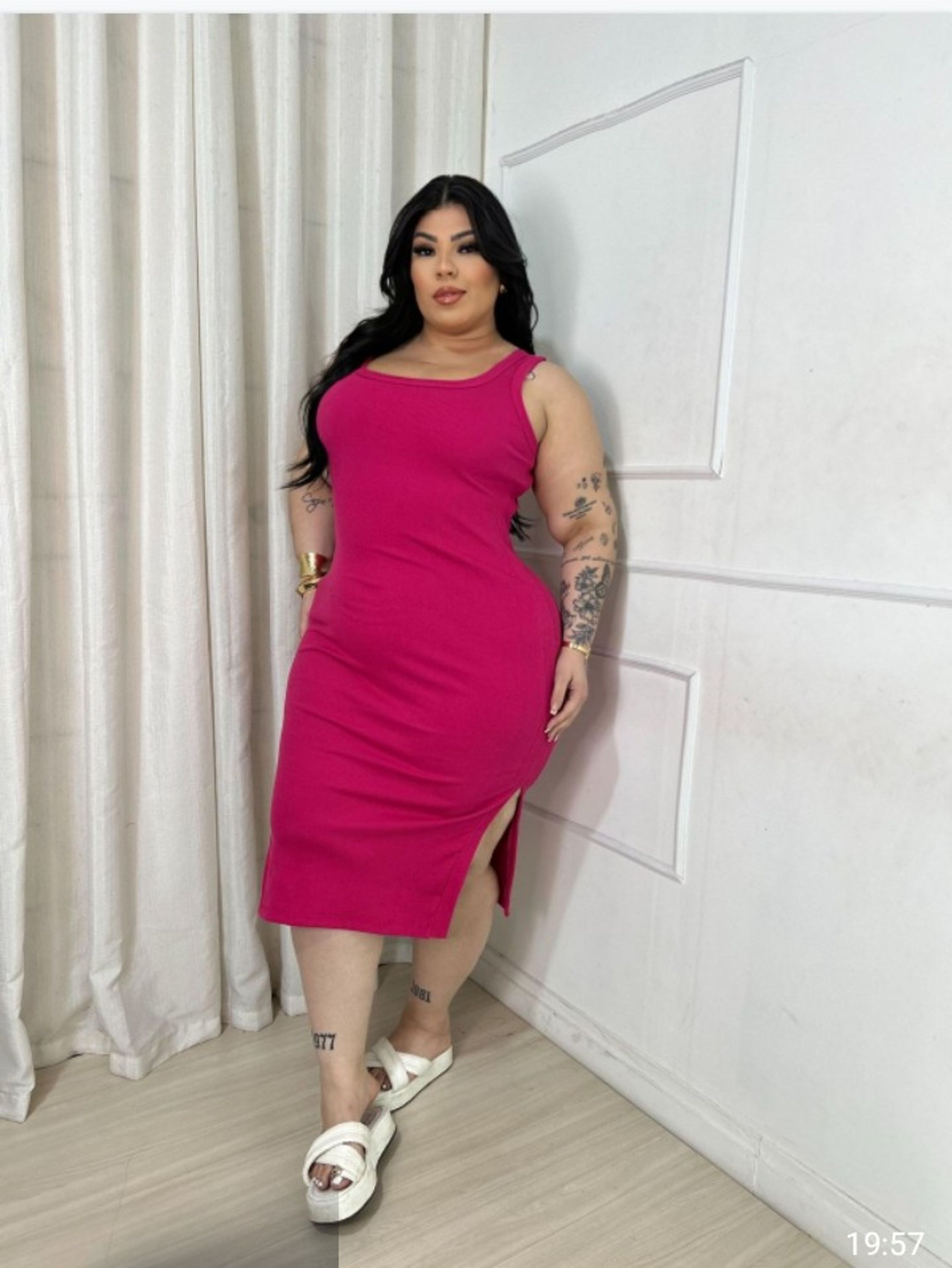 Vestido plus size em ribana