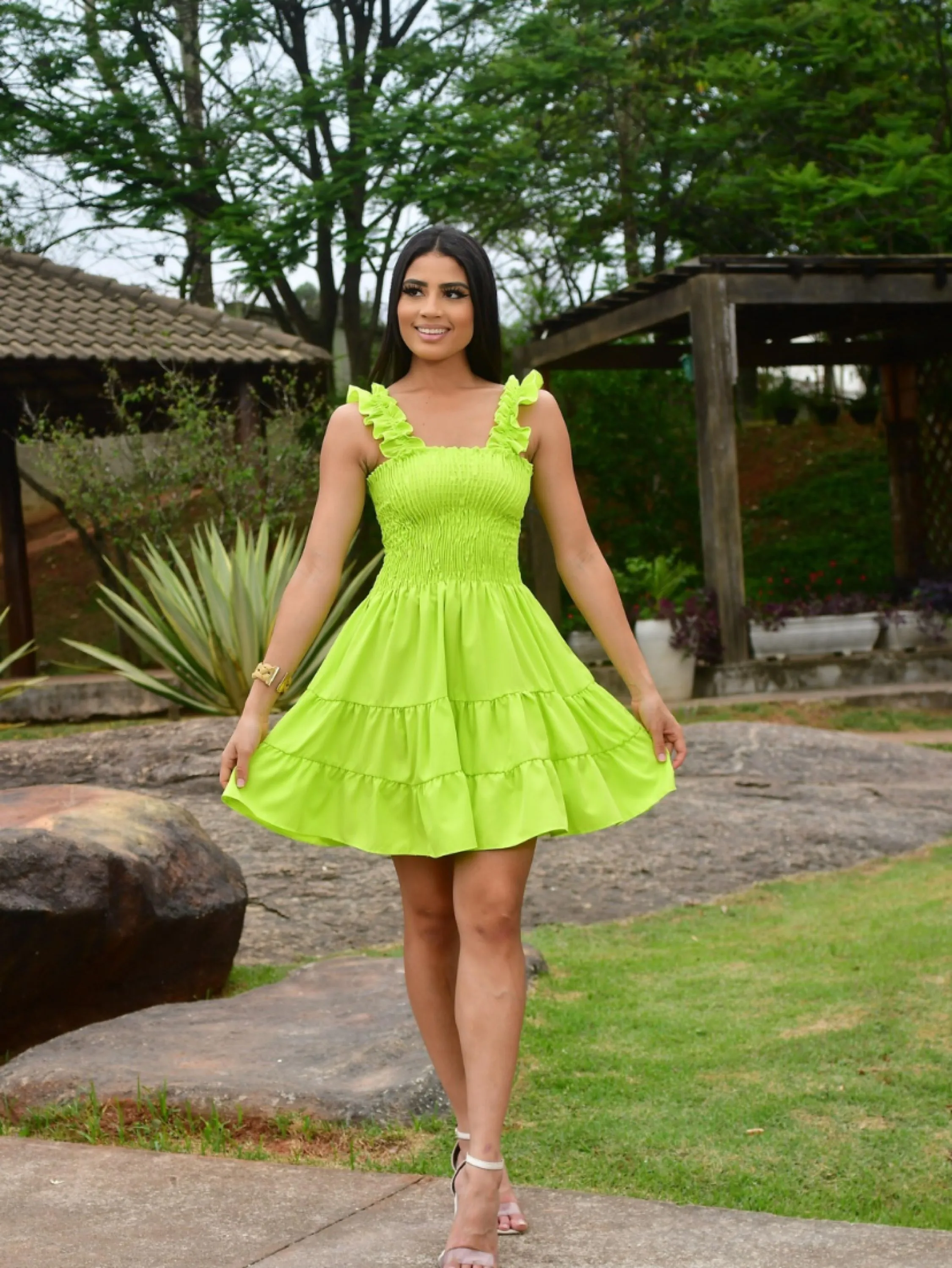 Vestido curto liso tecido Duna linho tamanho único  veste até 44  ( All  6)