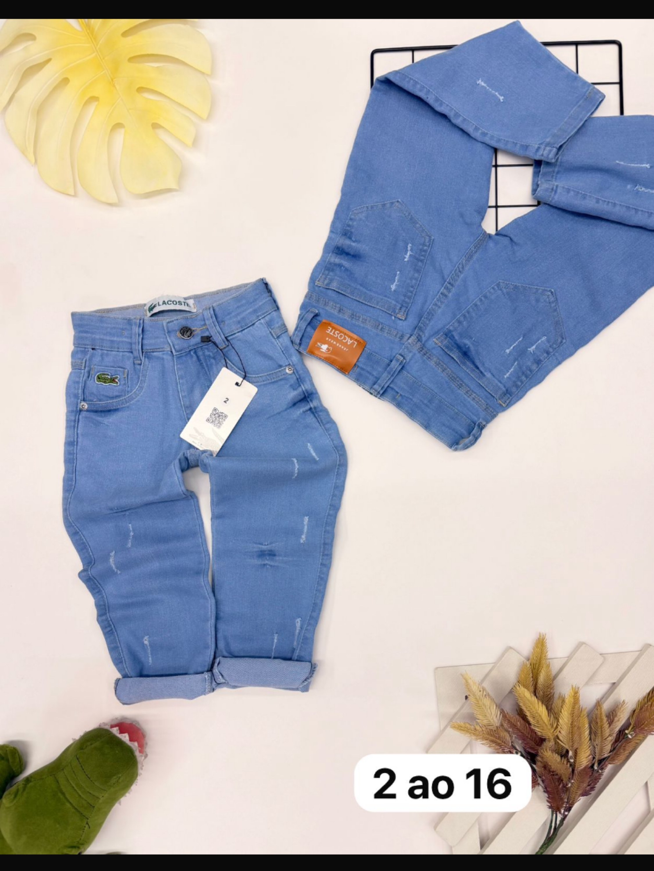 Calça jeans Lacoste infantil /jivenil