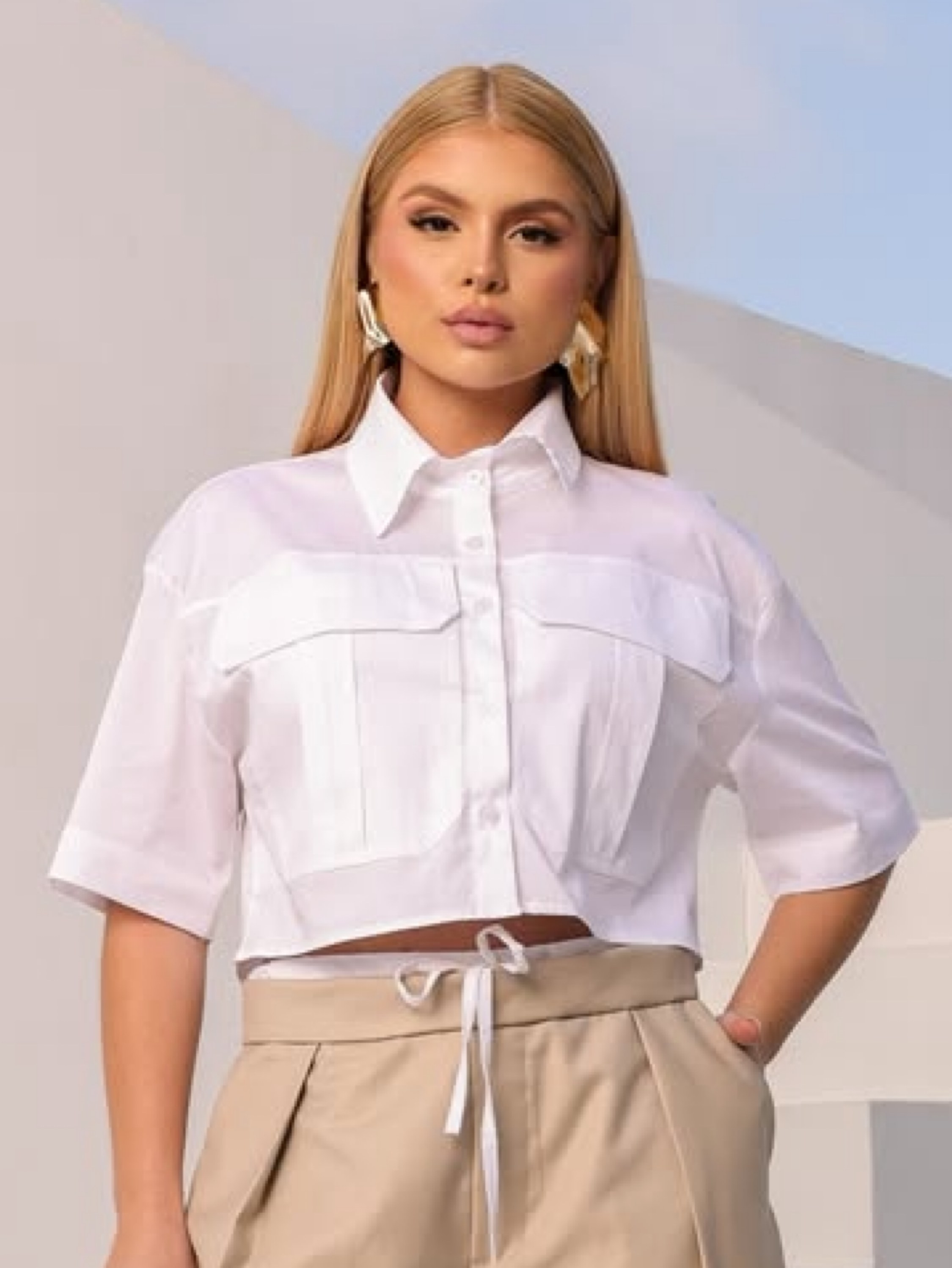 Camisa  crooped manga curta