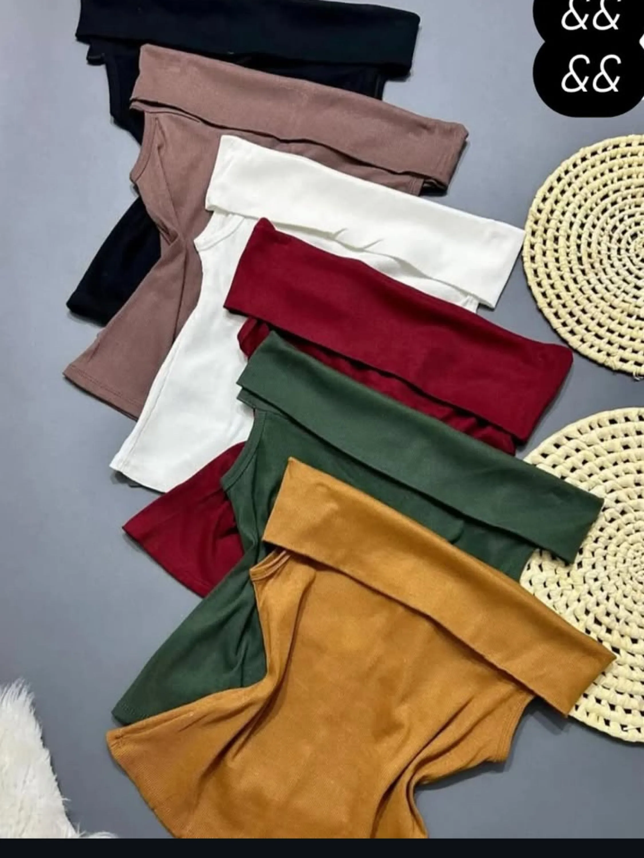 Blusa ombro a ombro tecido ribana/algodao