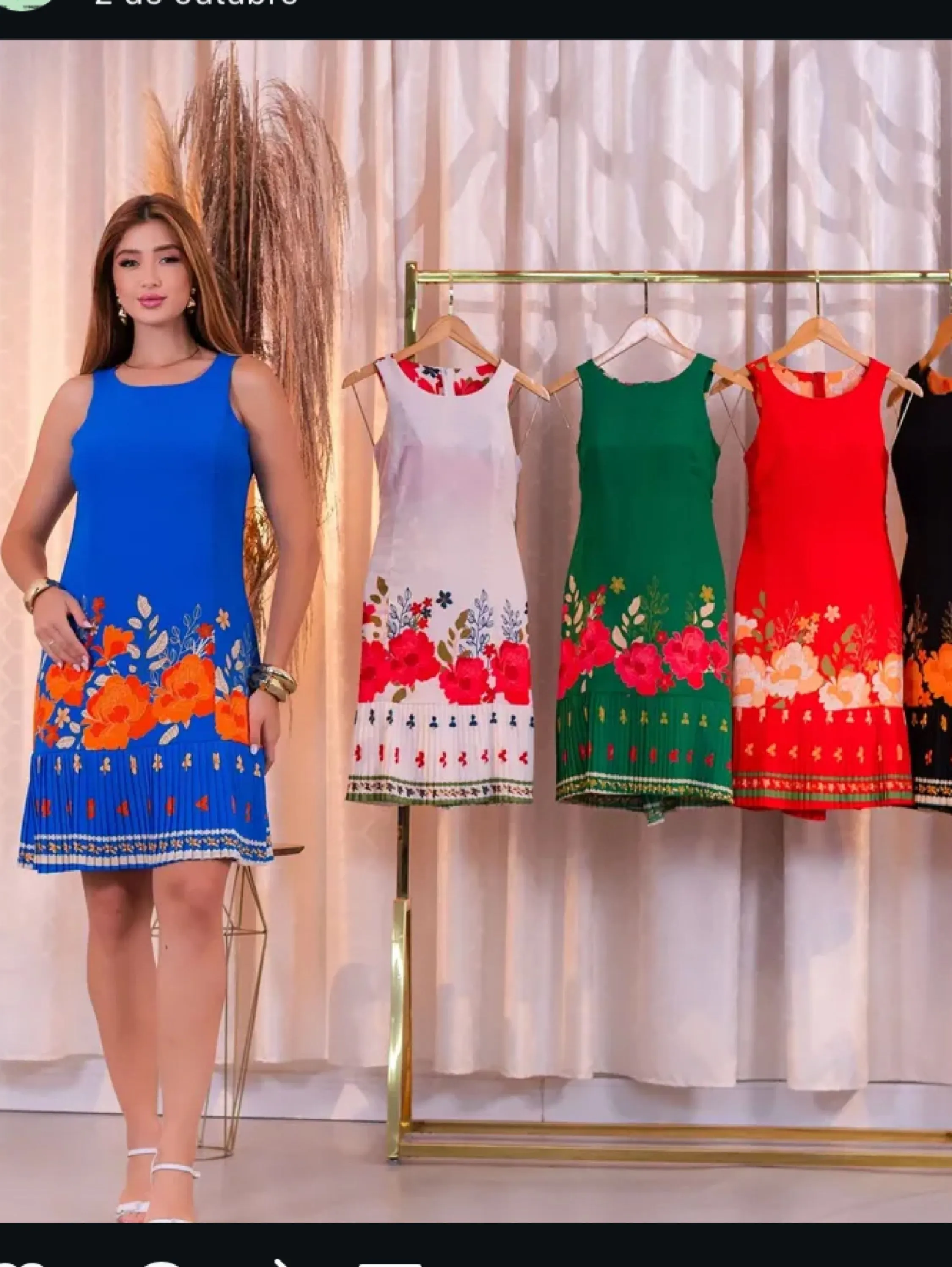 Vestido abaixo do joelho regata e barra plissada