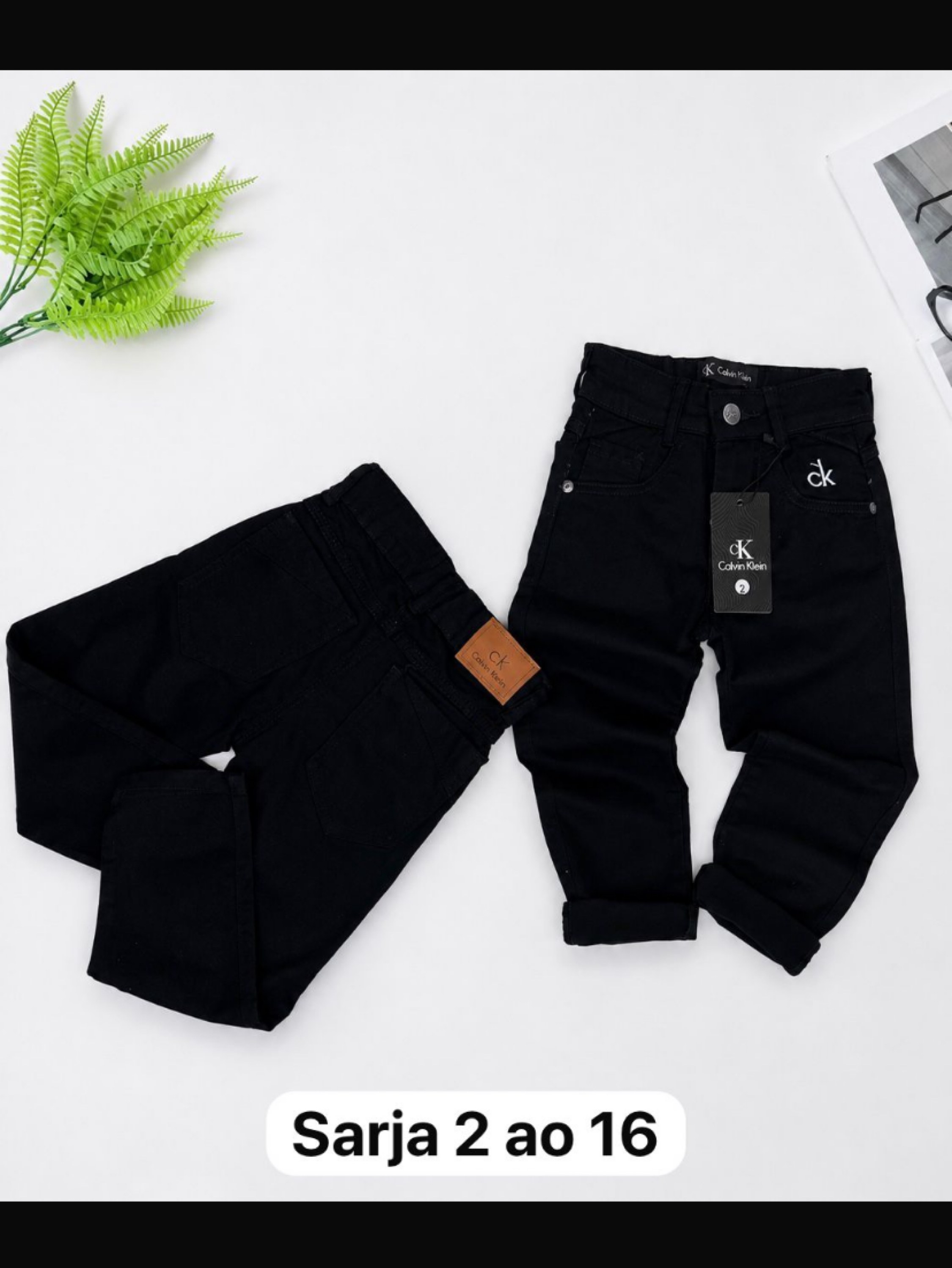 Calça sarja Preta Calvin Klein infantil /juvenil
