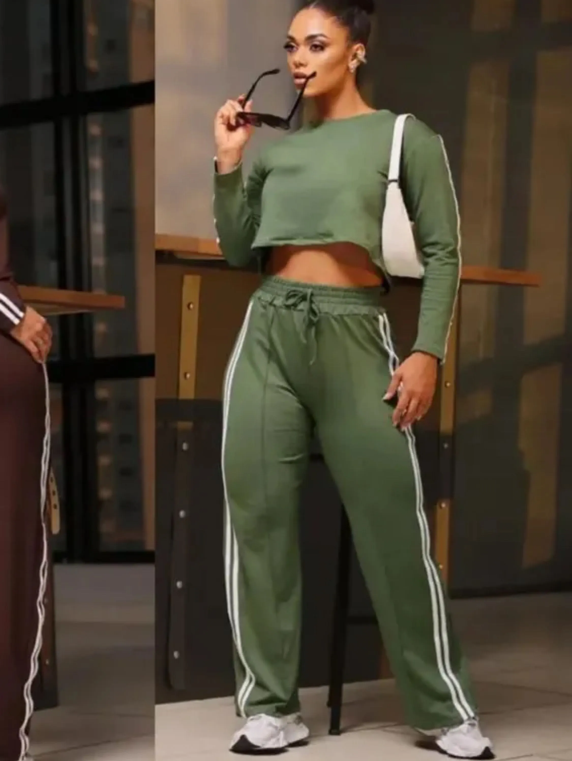 Conjunto de calça e cropped tecido de moletinho