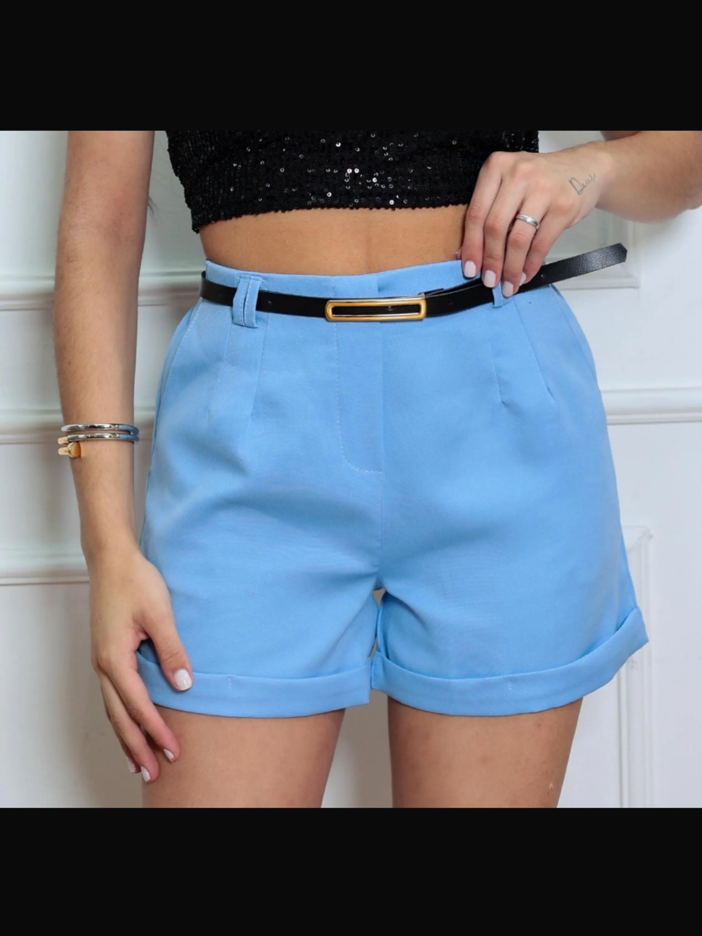 Shorts juvenil acompanha cinto tecido alfaiataria