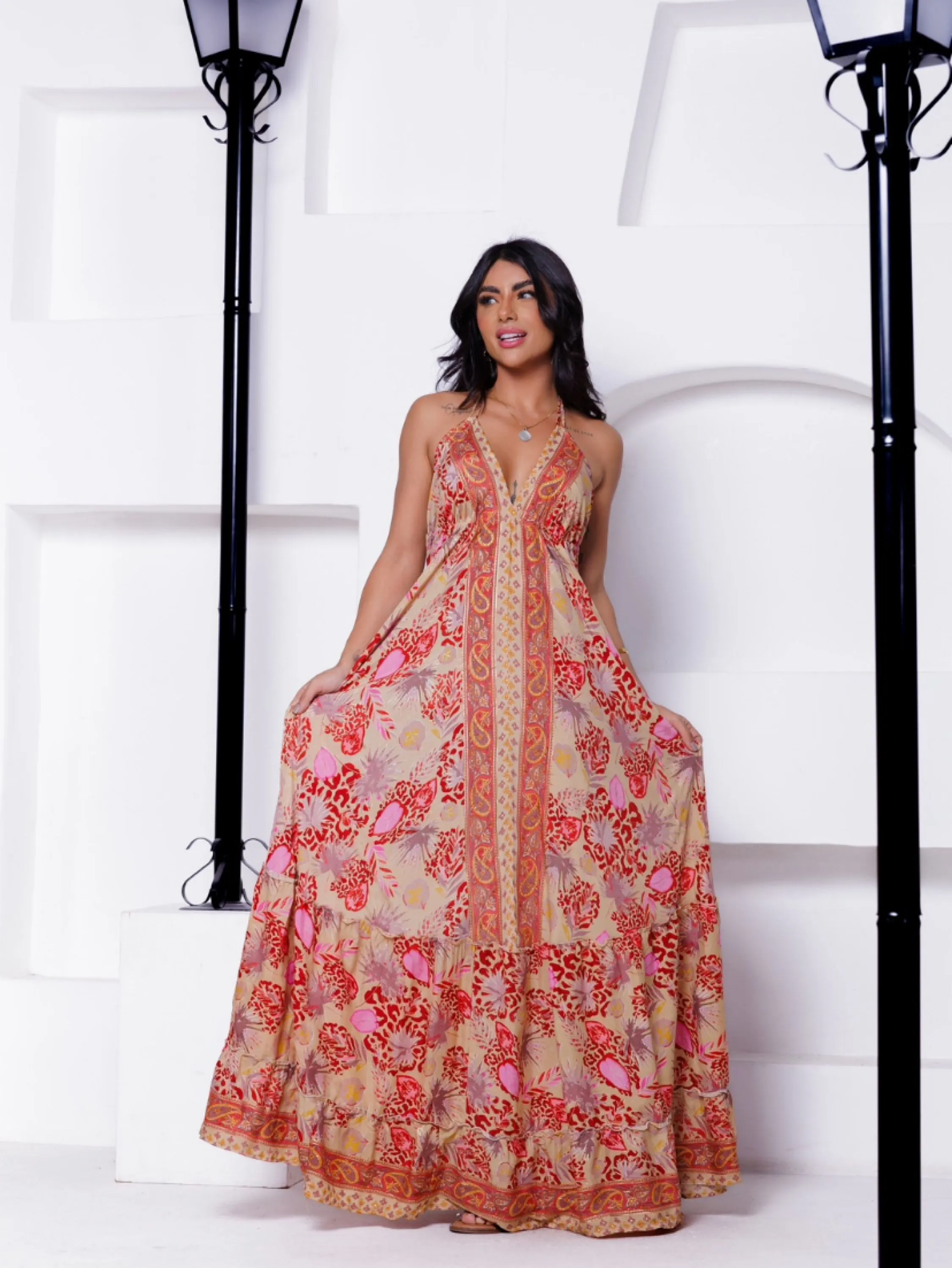 Vestido longo indiano ,costas nua tecido seda