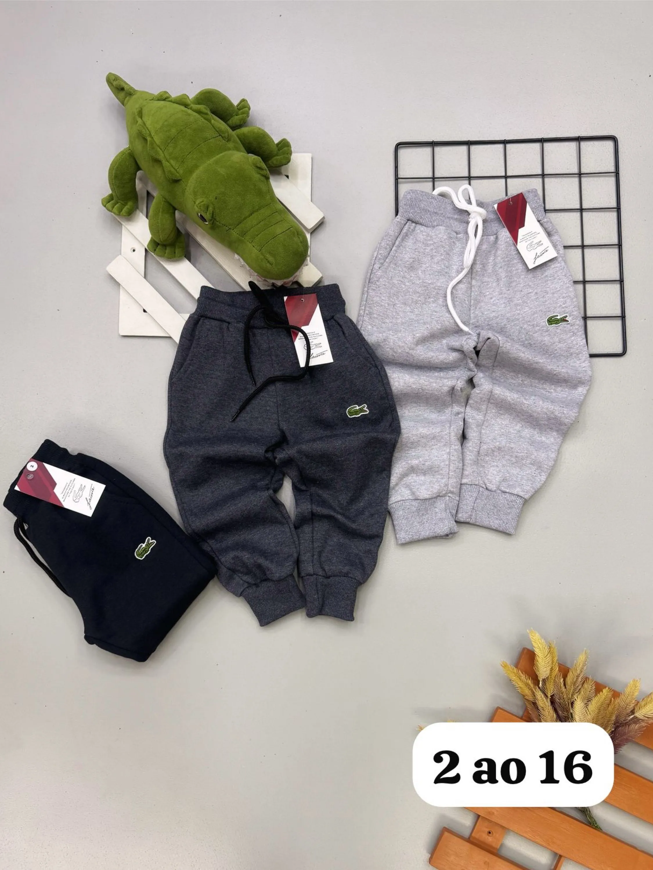 Calça de moletom flanelada Lacoste infantil /juvenil