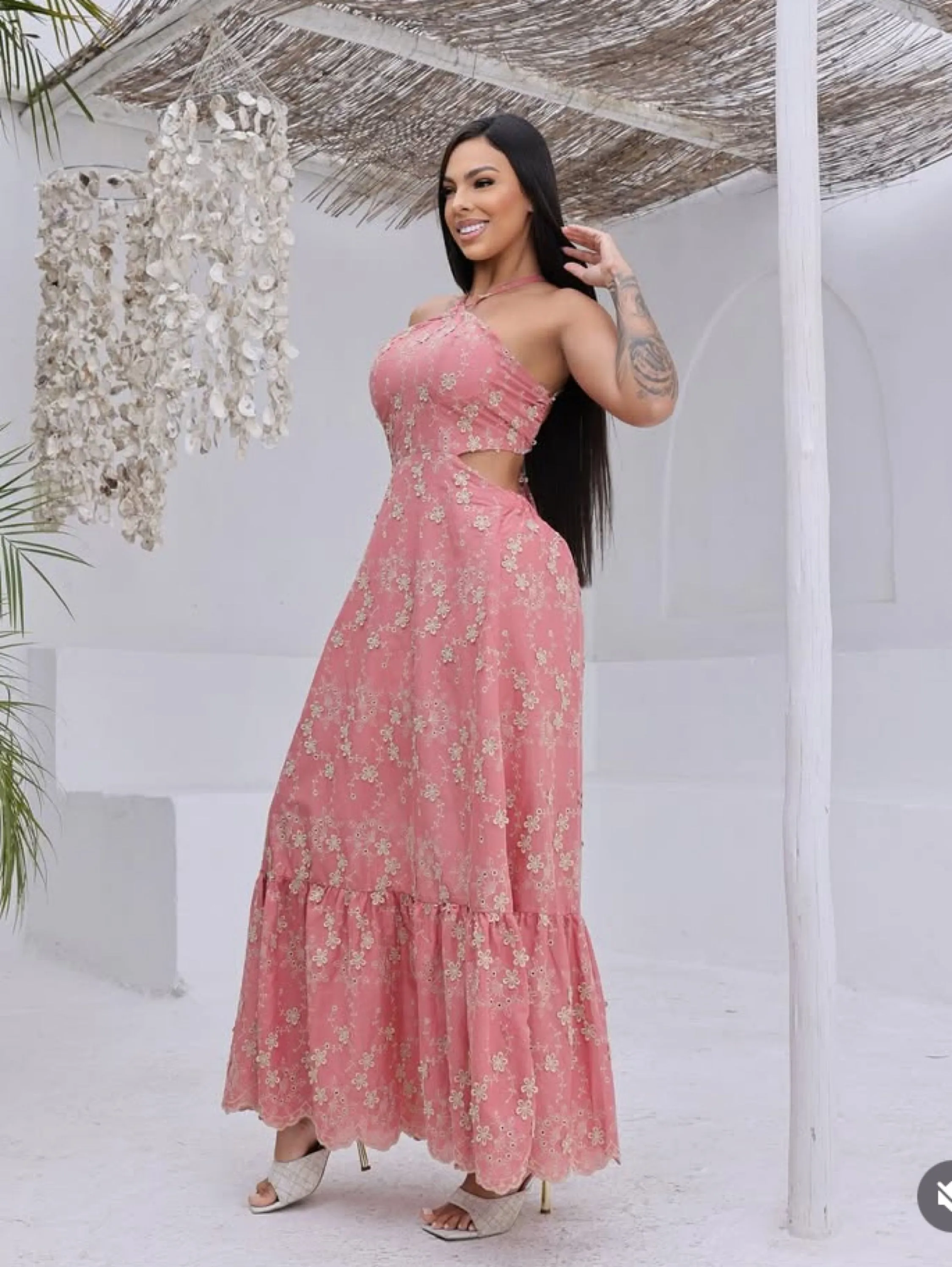 Vestido longo frente única tecido em Laise 3D forrado
